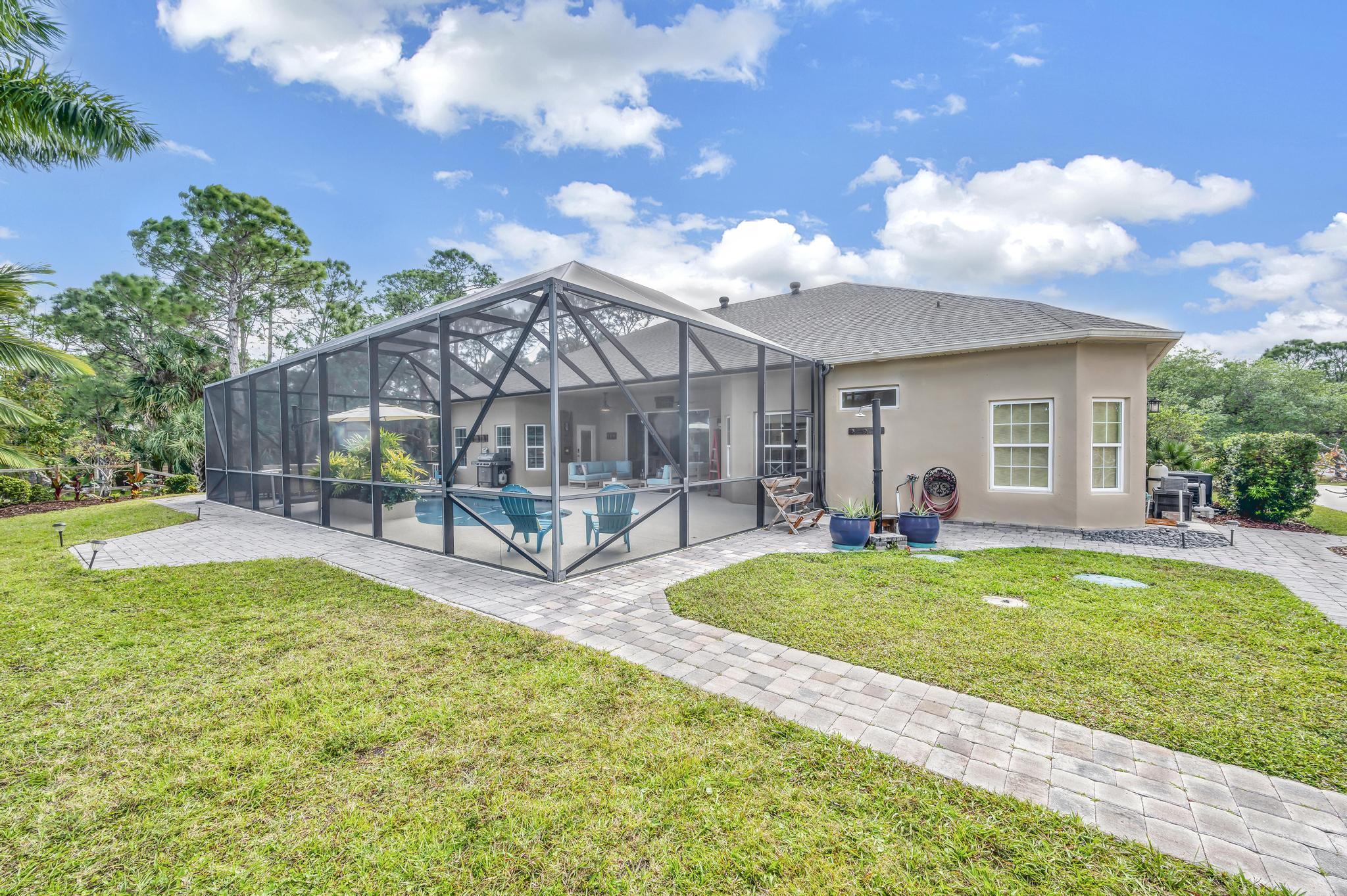 6895 Cottonwood Drive