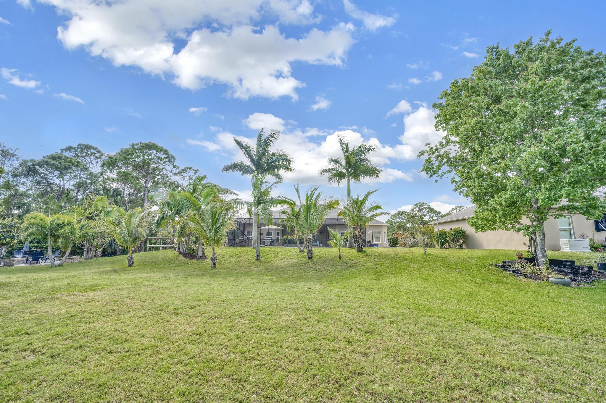 6895 Cottonwood Drive