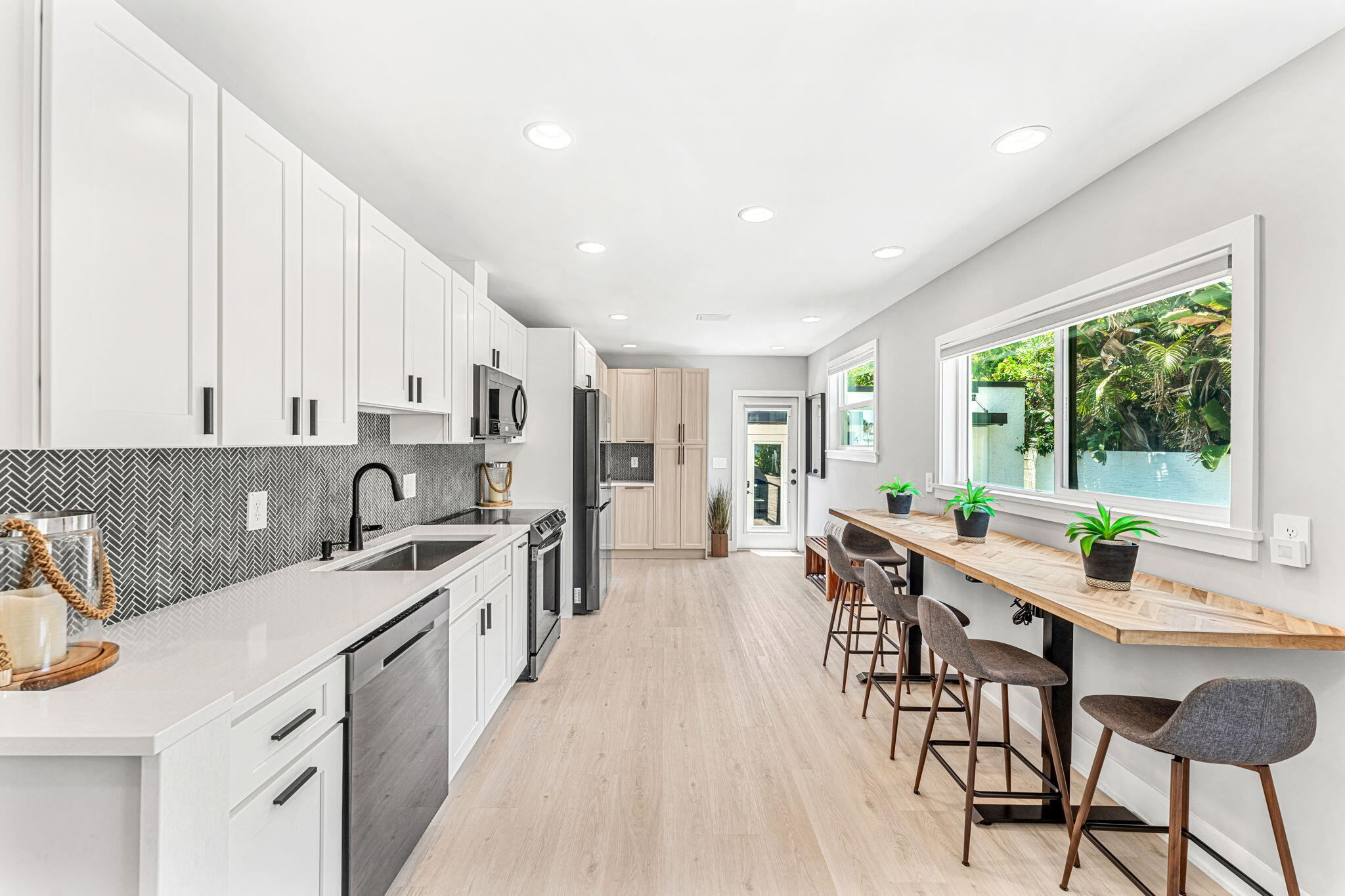 105 3rd Avenue