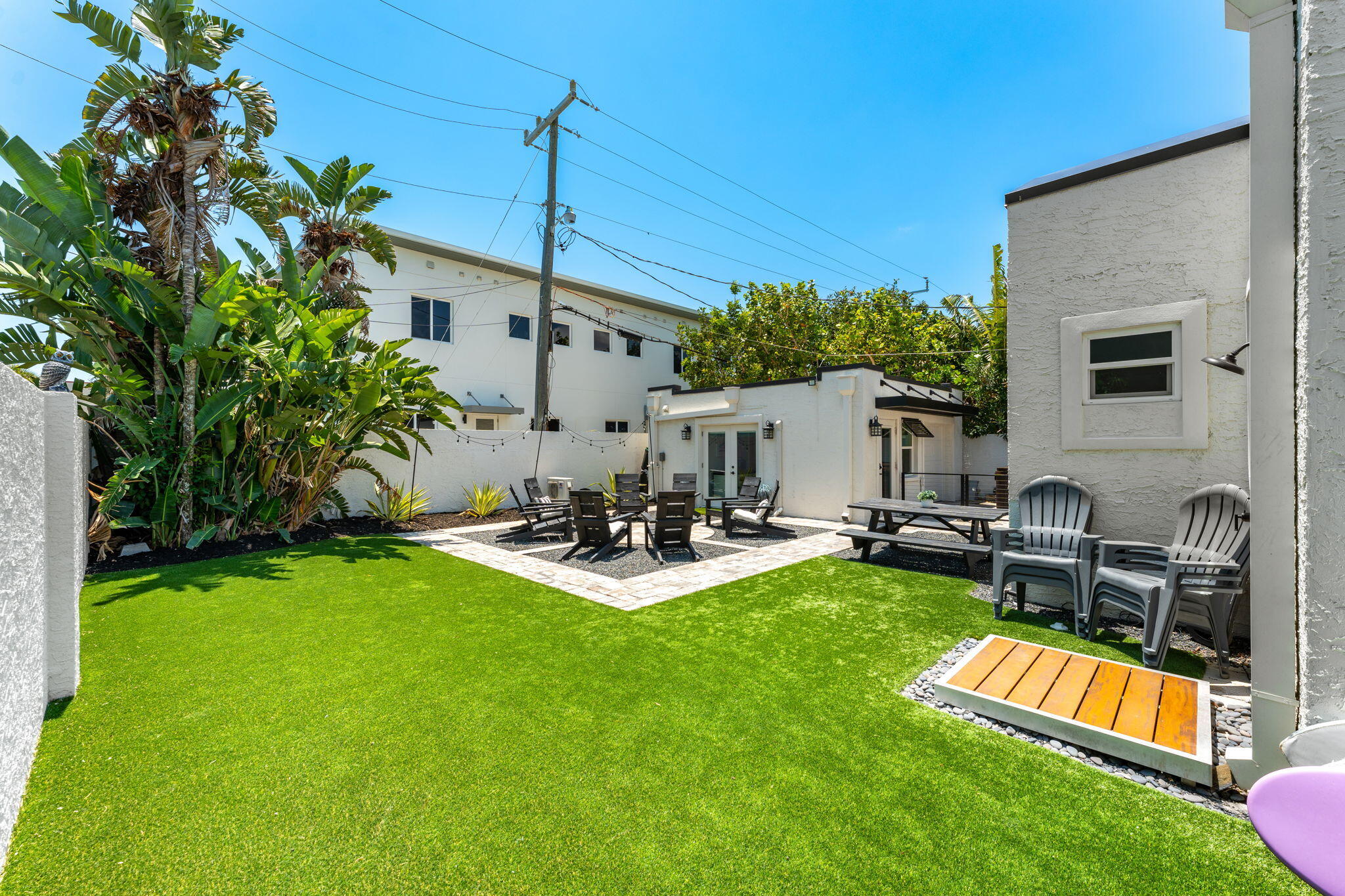 105 3rd Avenue