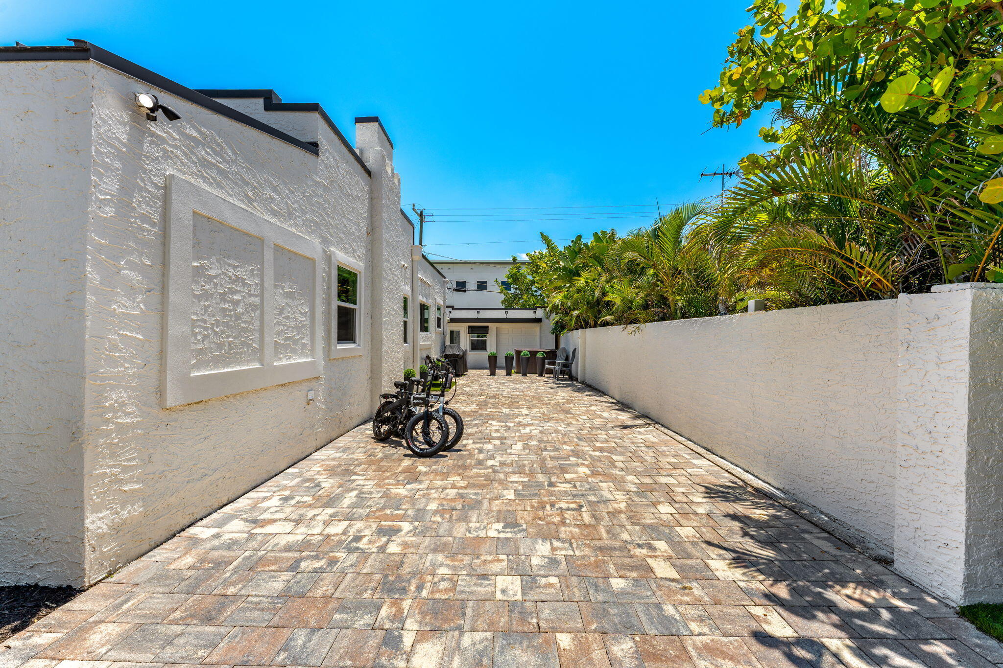 105 3rd Avenue