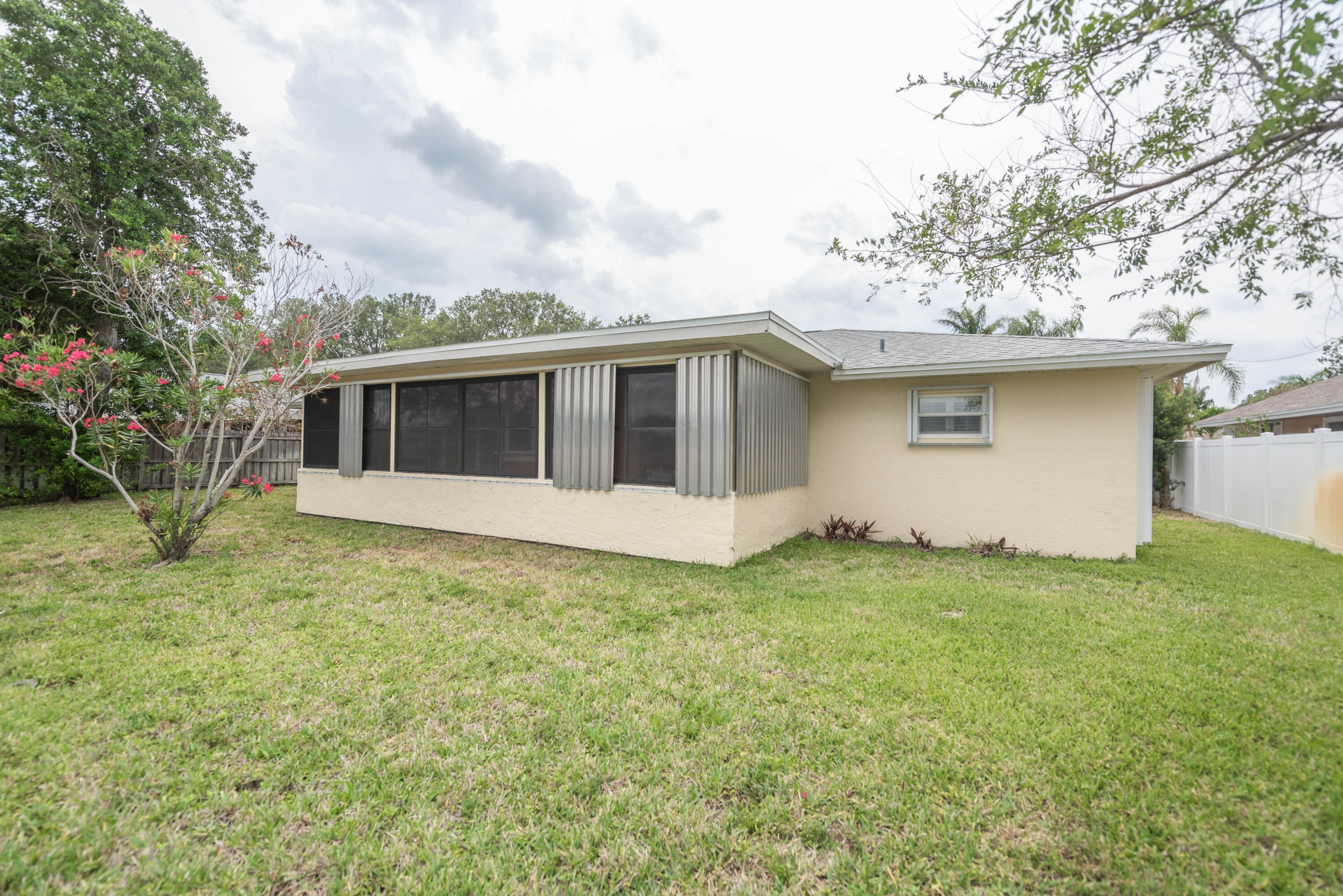 452 Saint Johns Drive