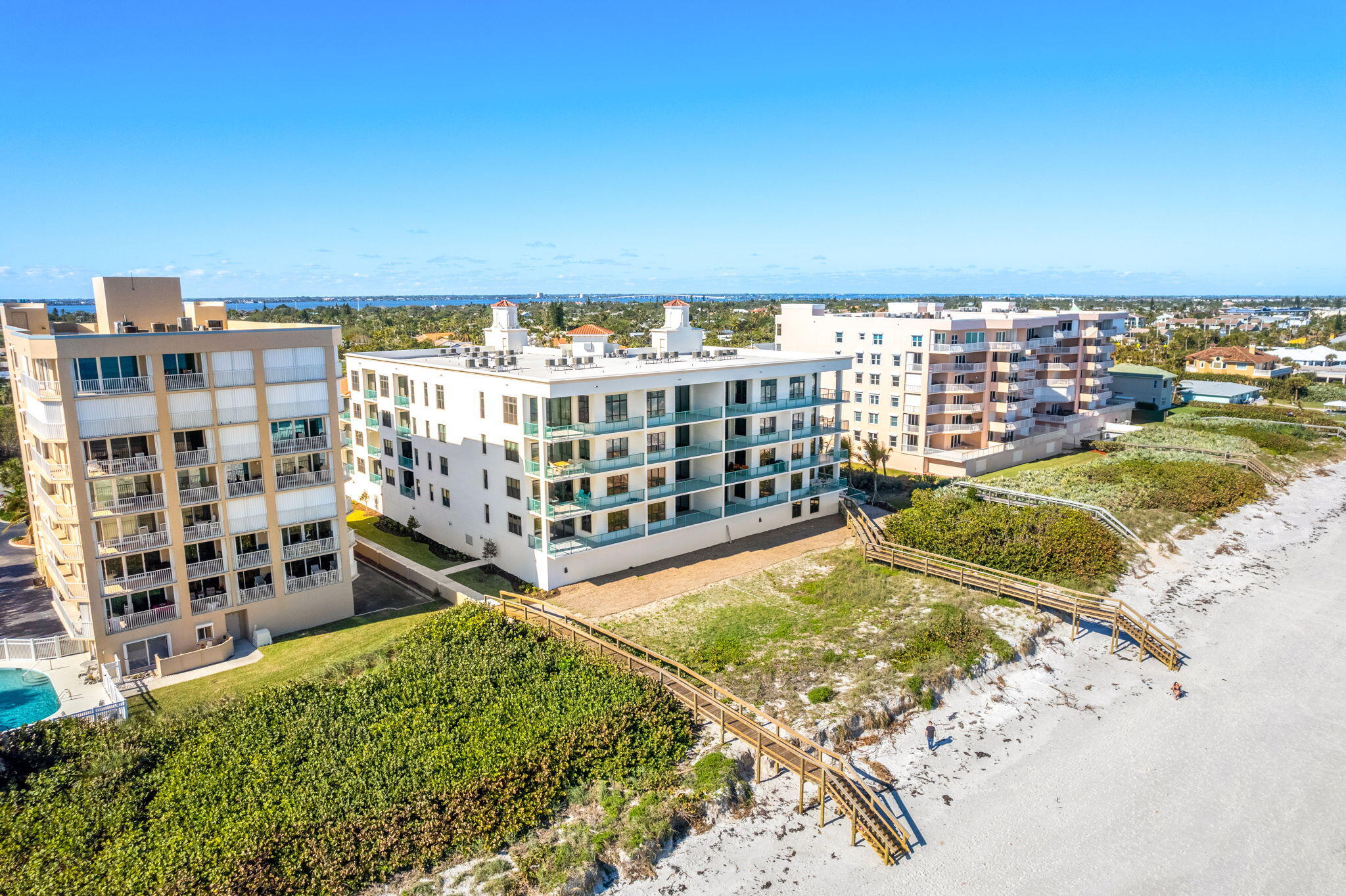 1795 N Highway A1a, 206