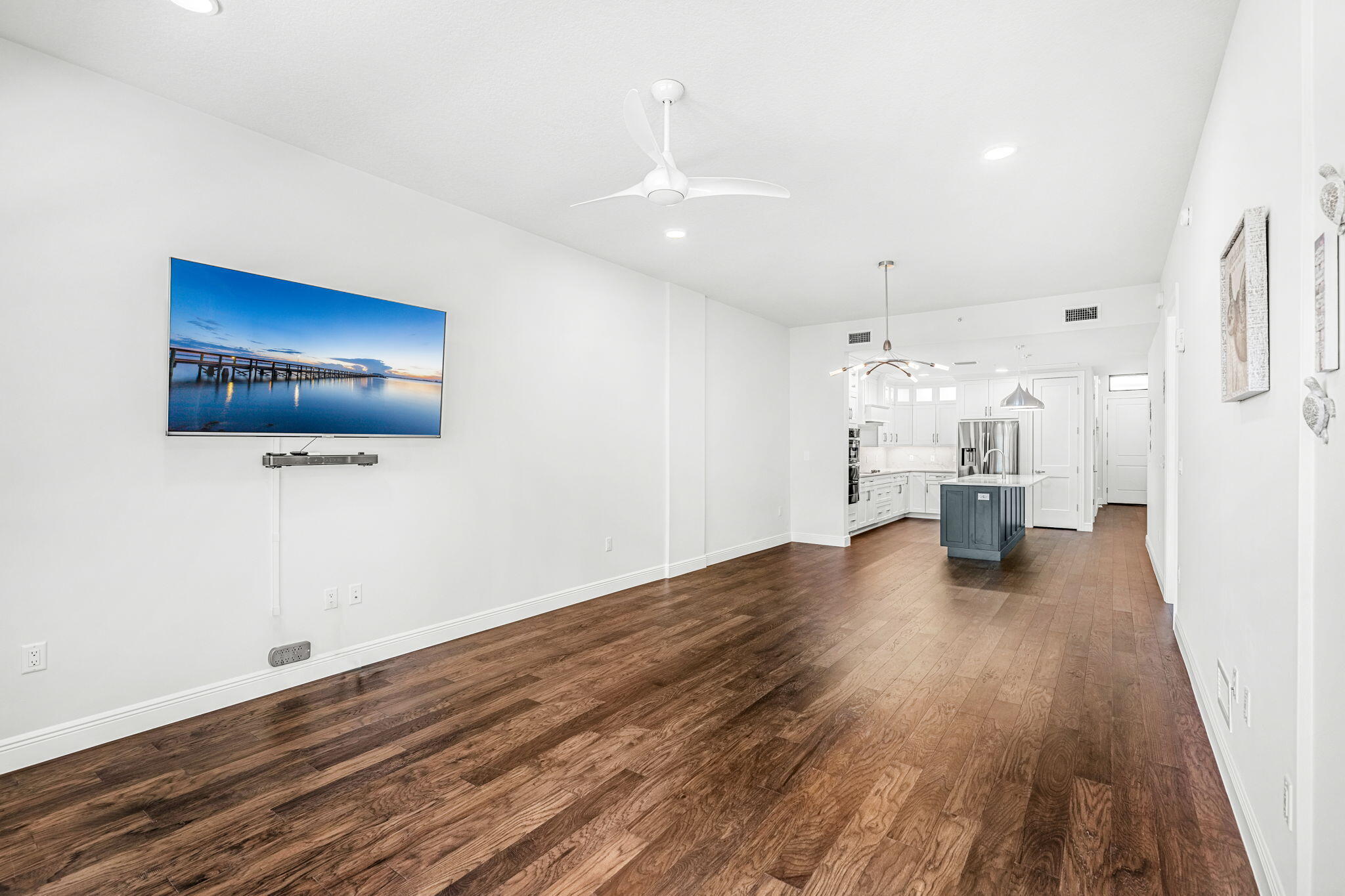 1795 N Highway A1a, 206