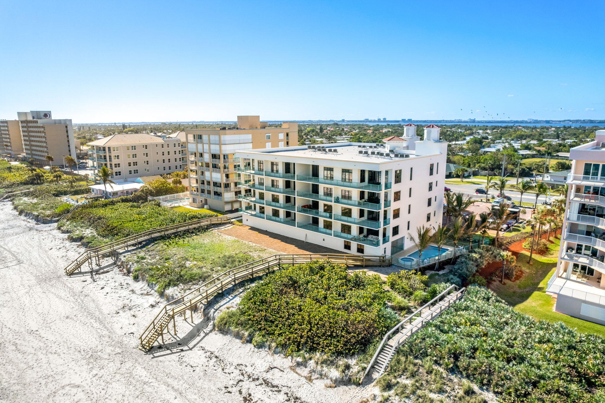 1795 N Highway A1a, 206