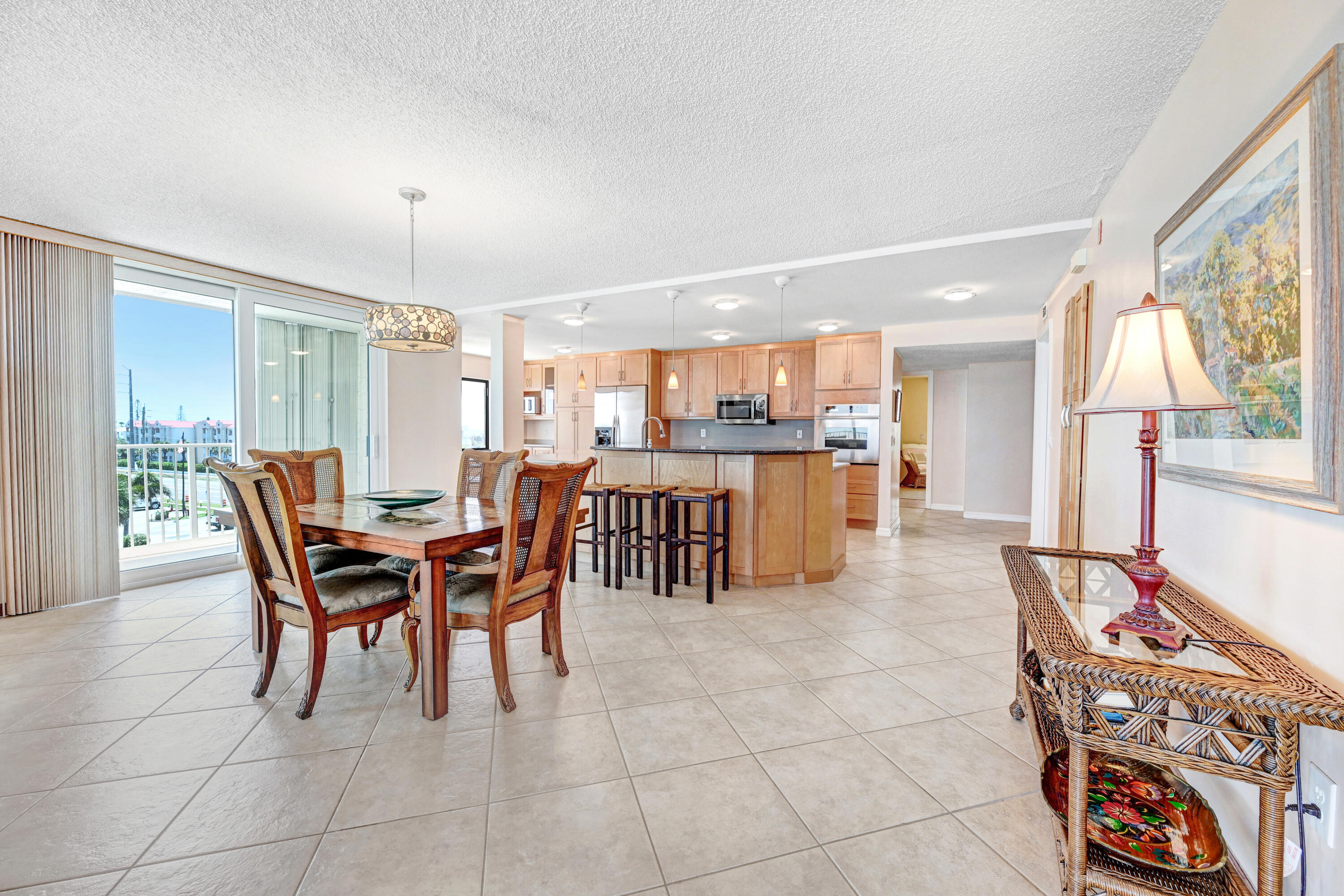 3115 S Atlantic Avenue 404