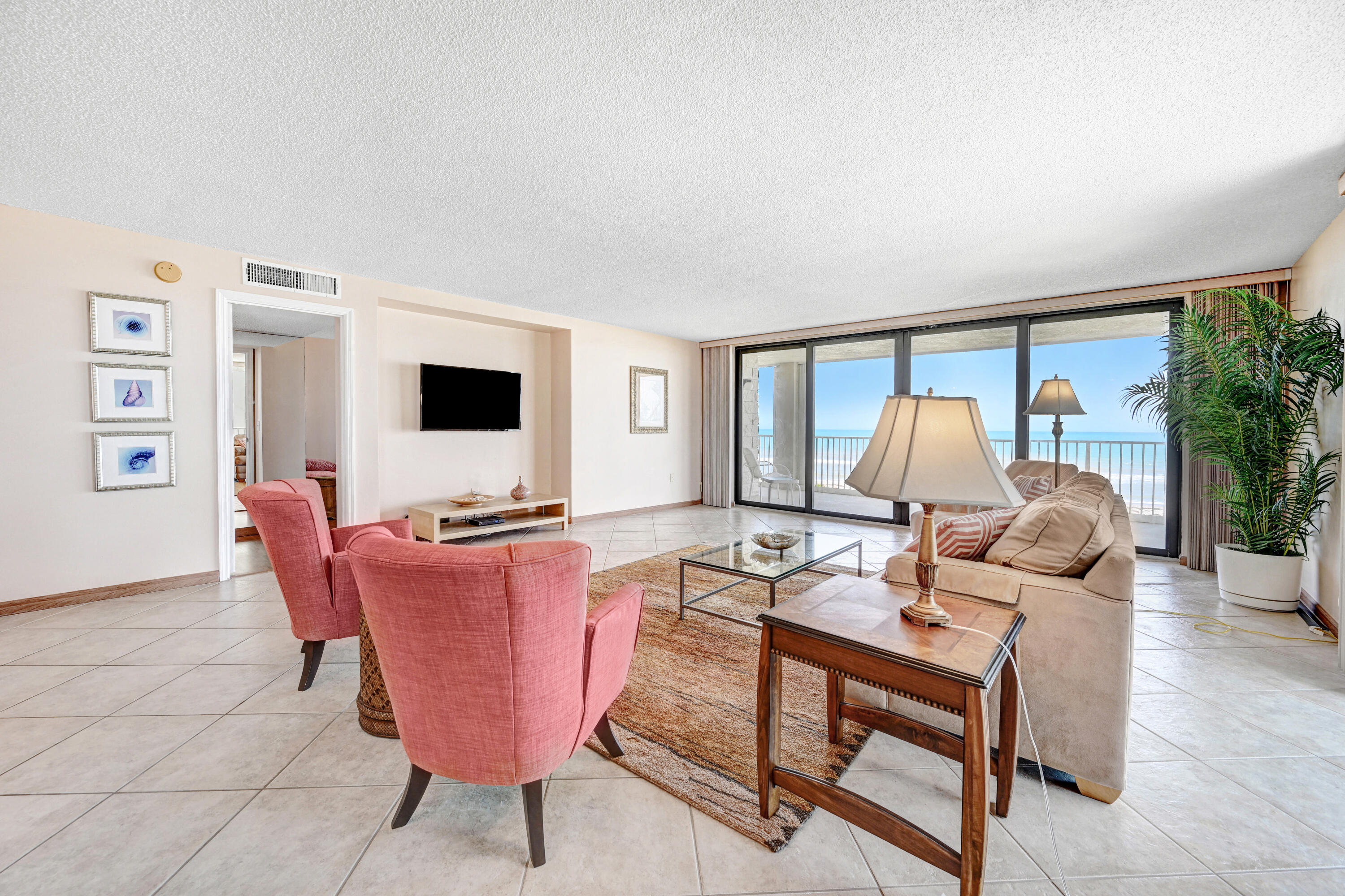 3115 S Atlantic Avenue 404