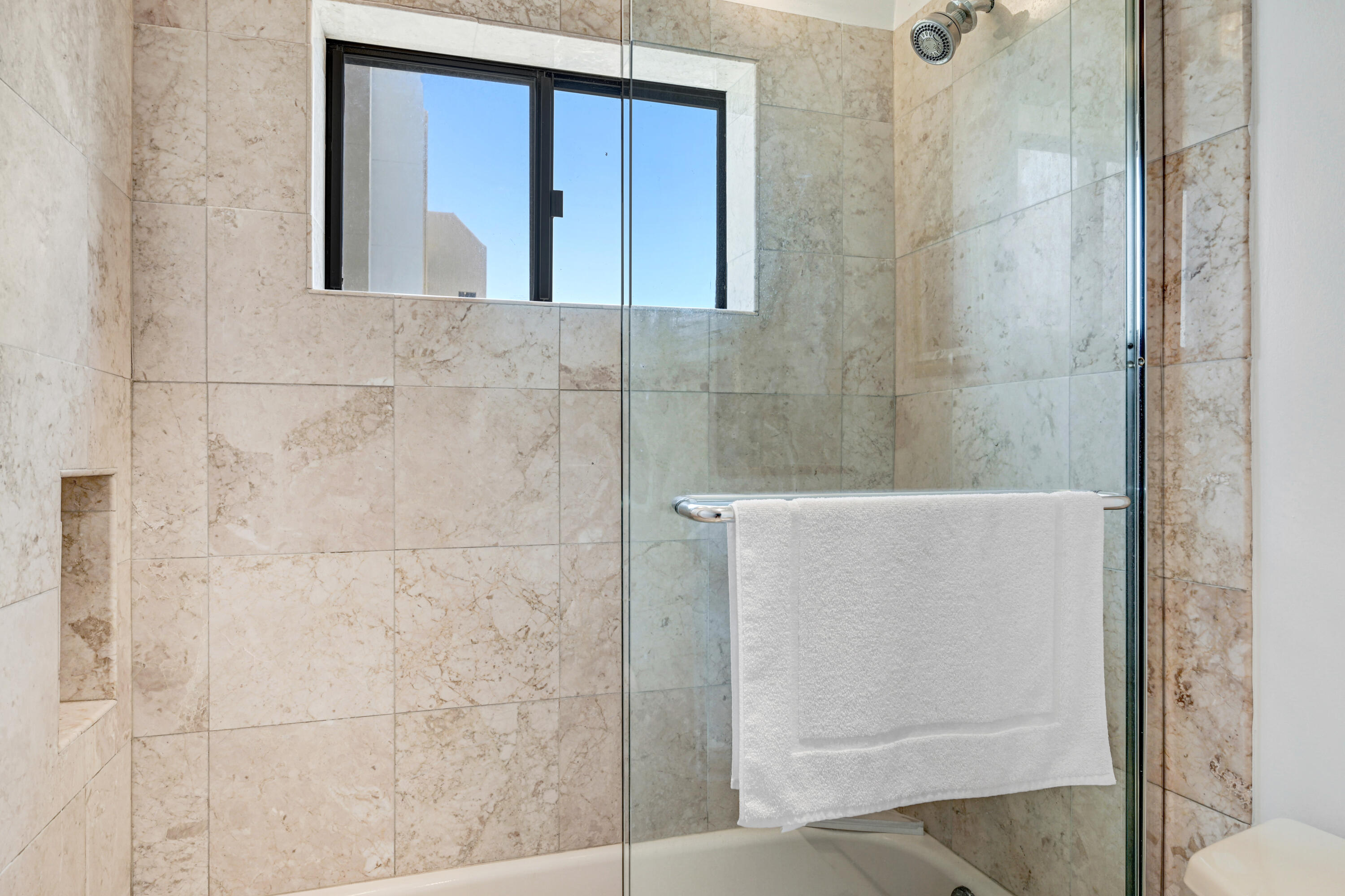 3115 S Atlantic Avenue 404