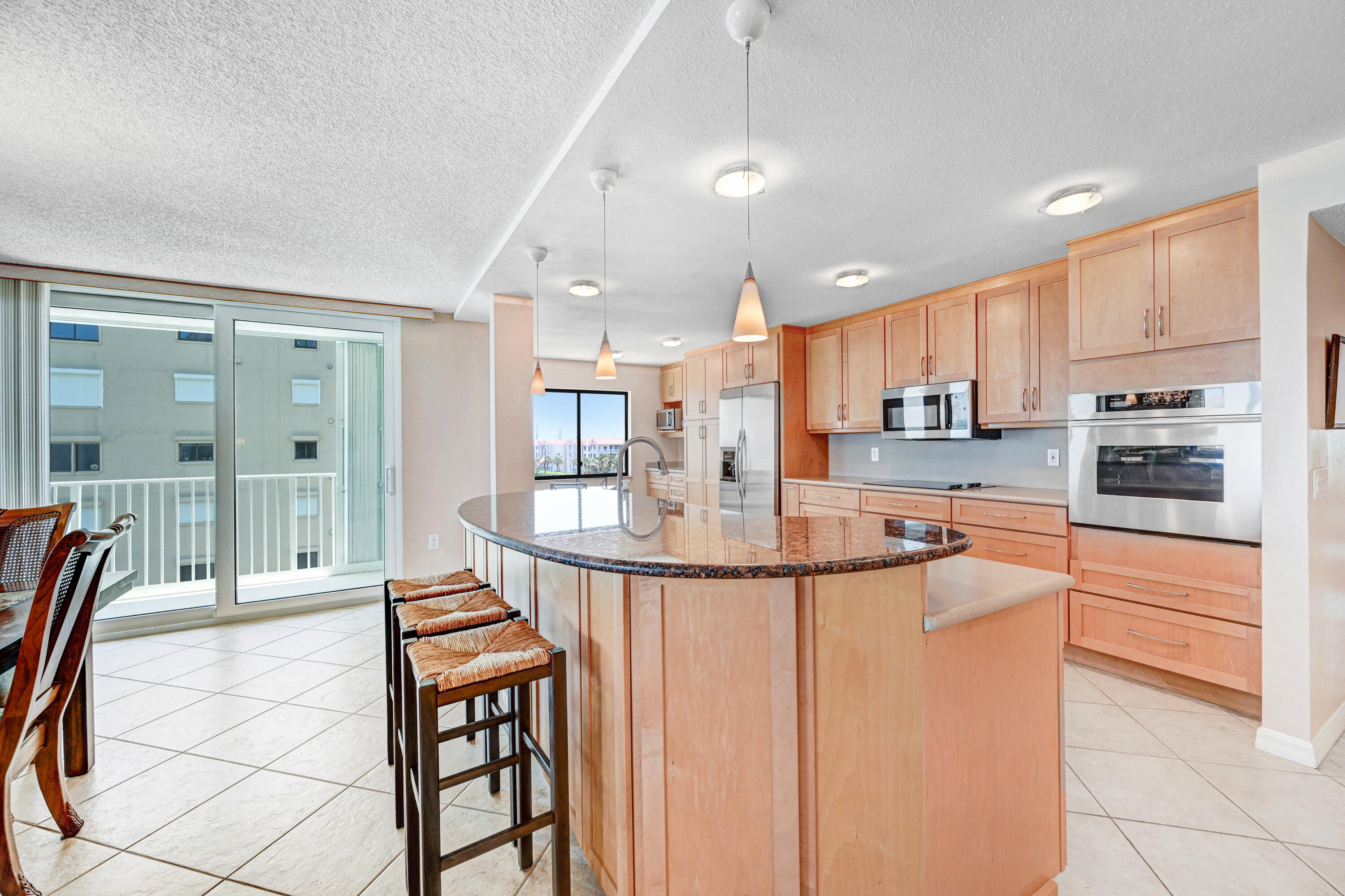3115 S Atlantic Avenue 404