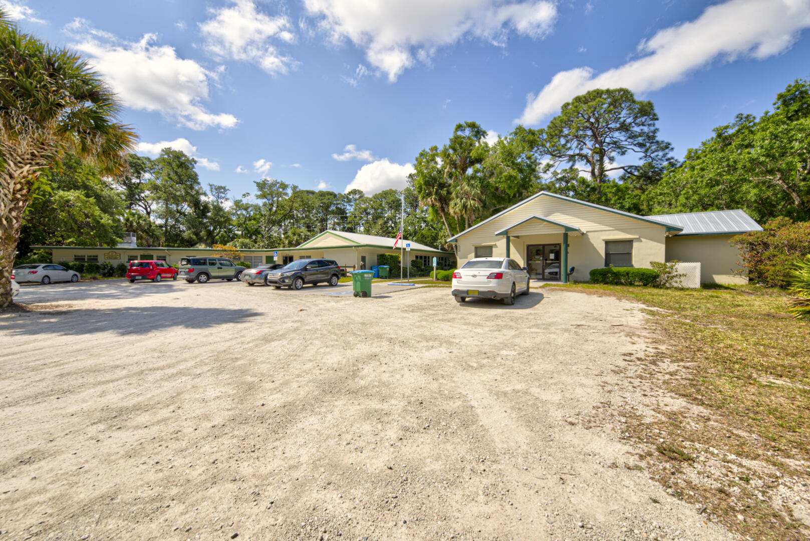 657 N Wildwood Lane