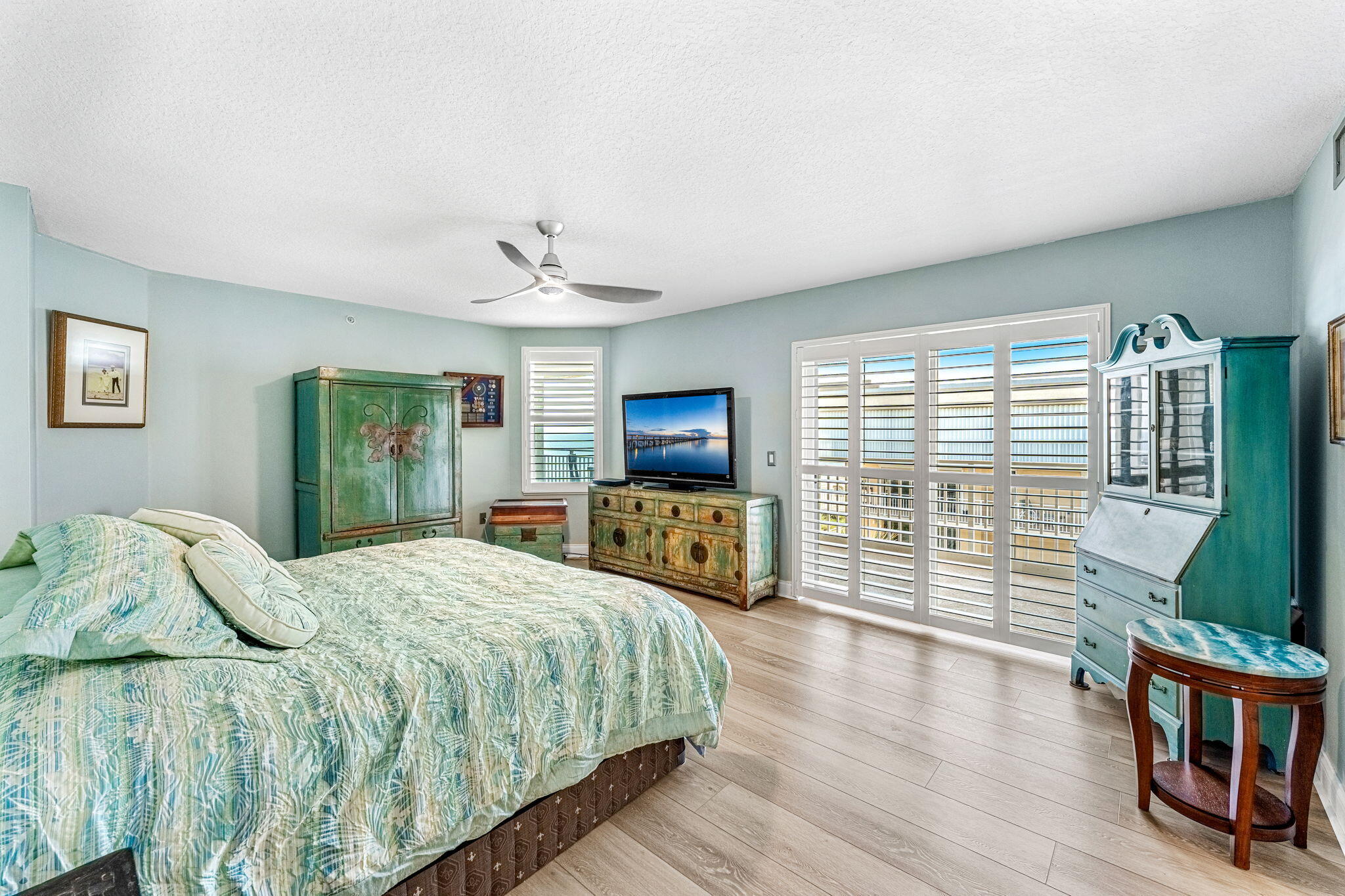 1907 Highway A1a, 406