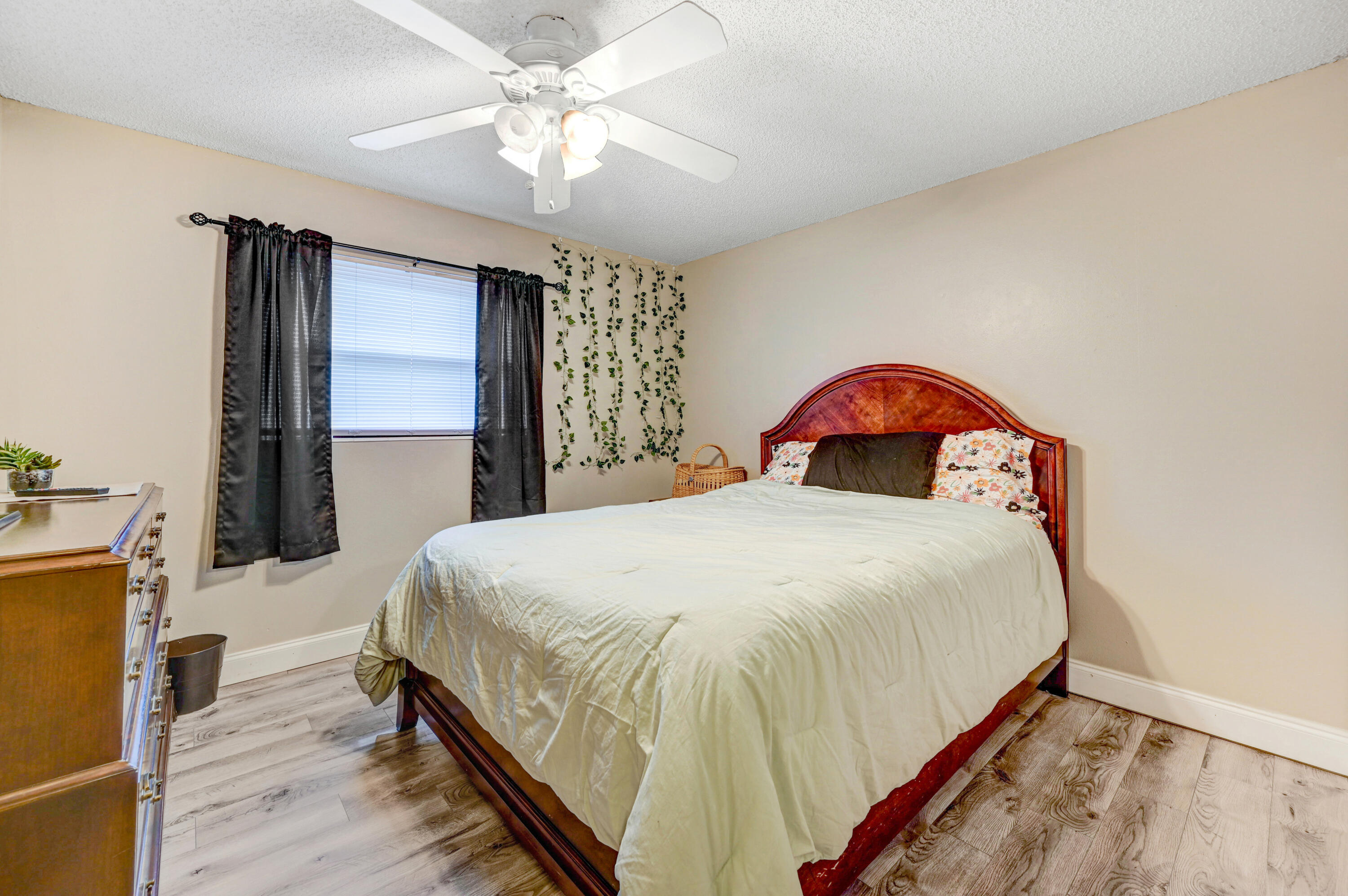 569 Sylvia Road