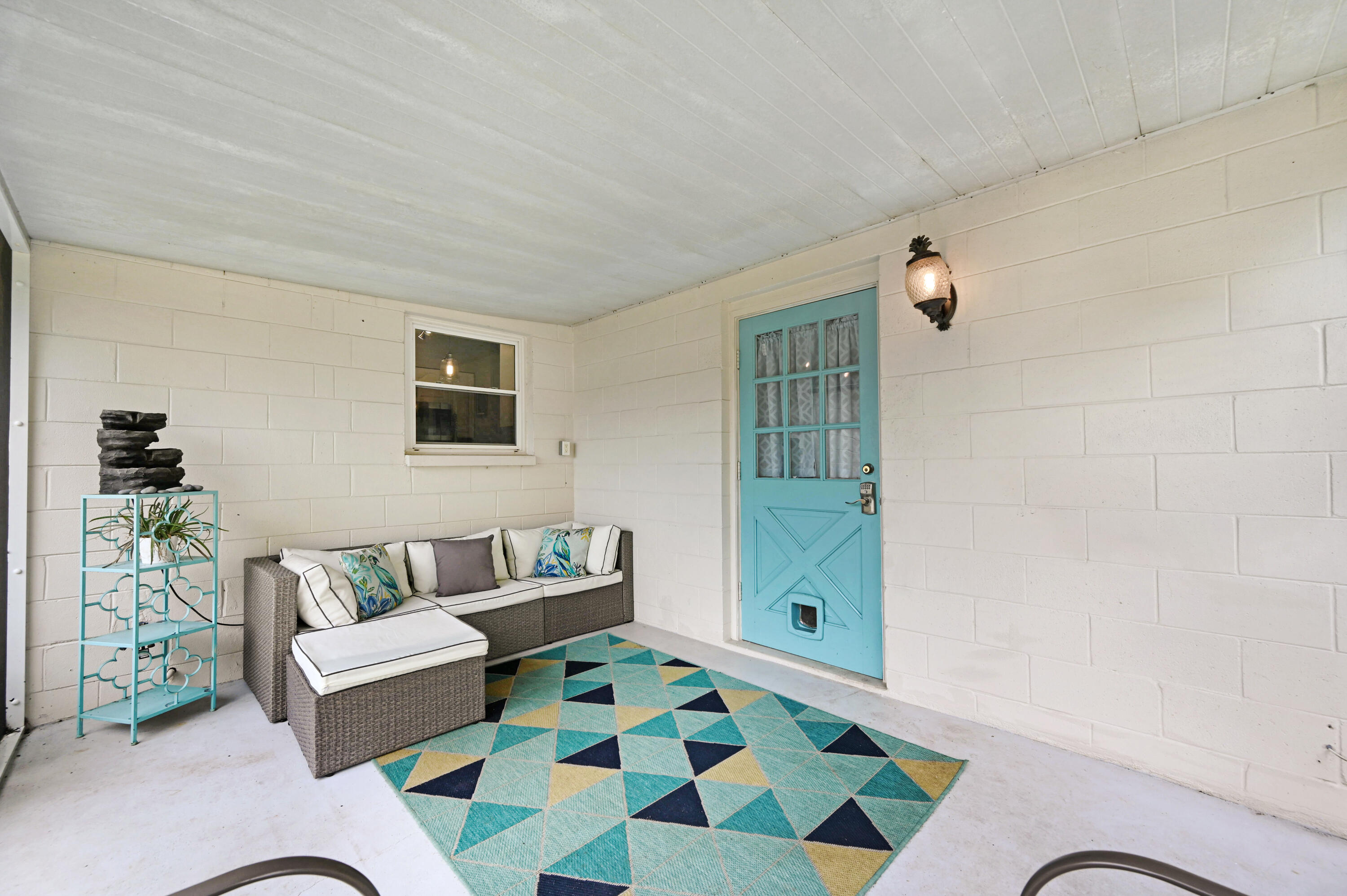 569 Sylvia Road