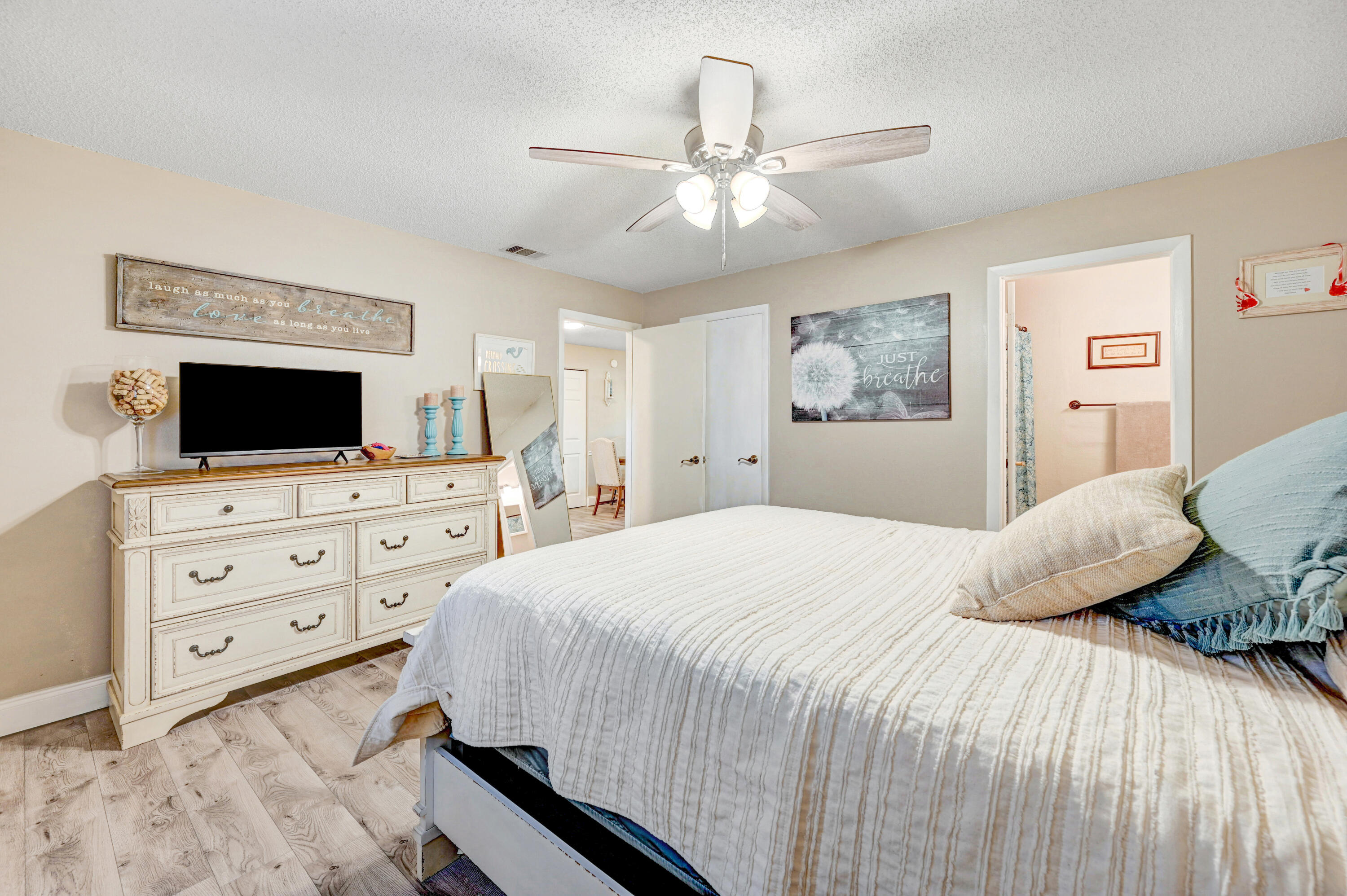 569 Sylvia Road