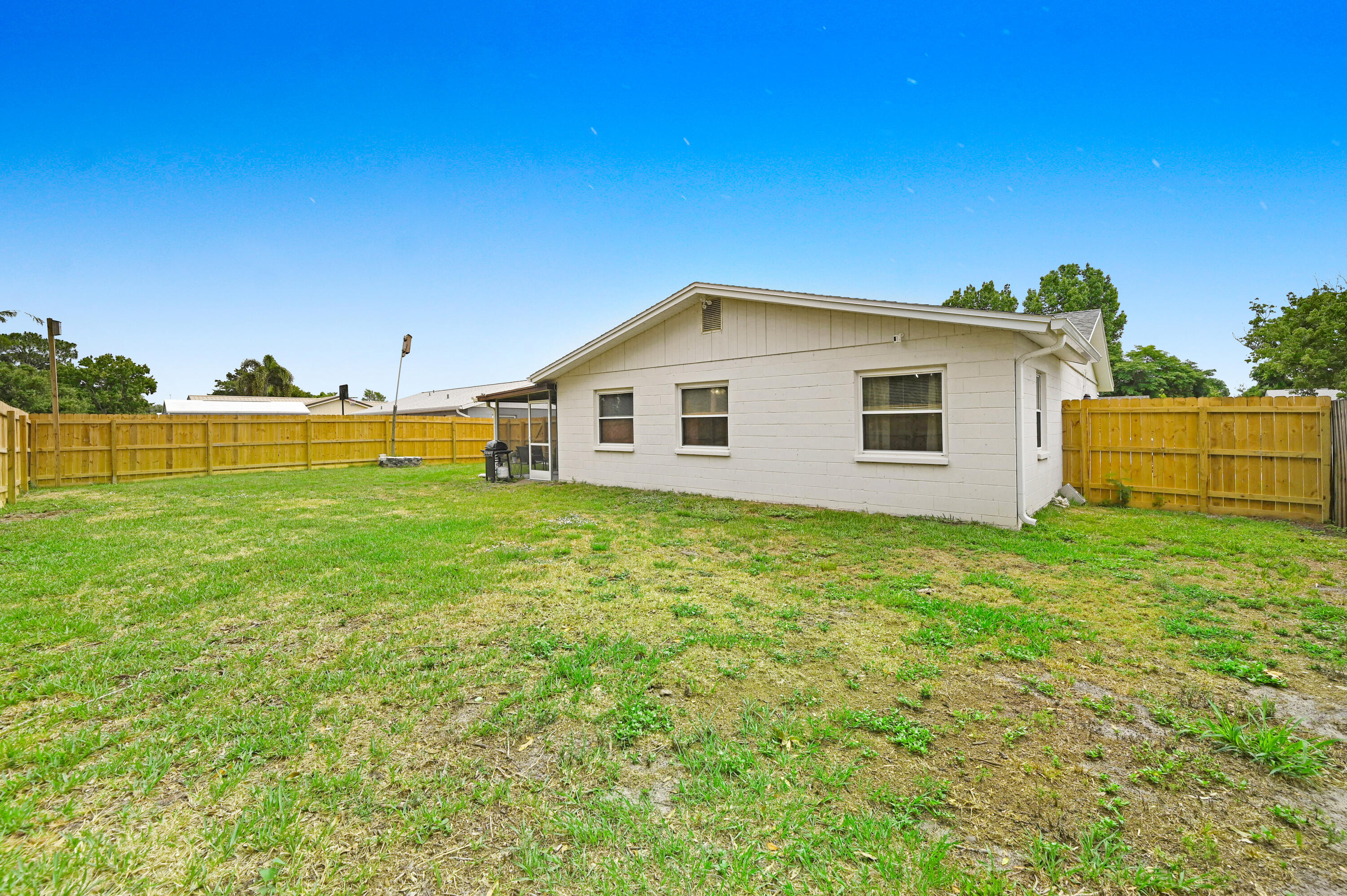 569 Sylvia Road