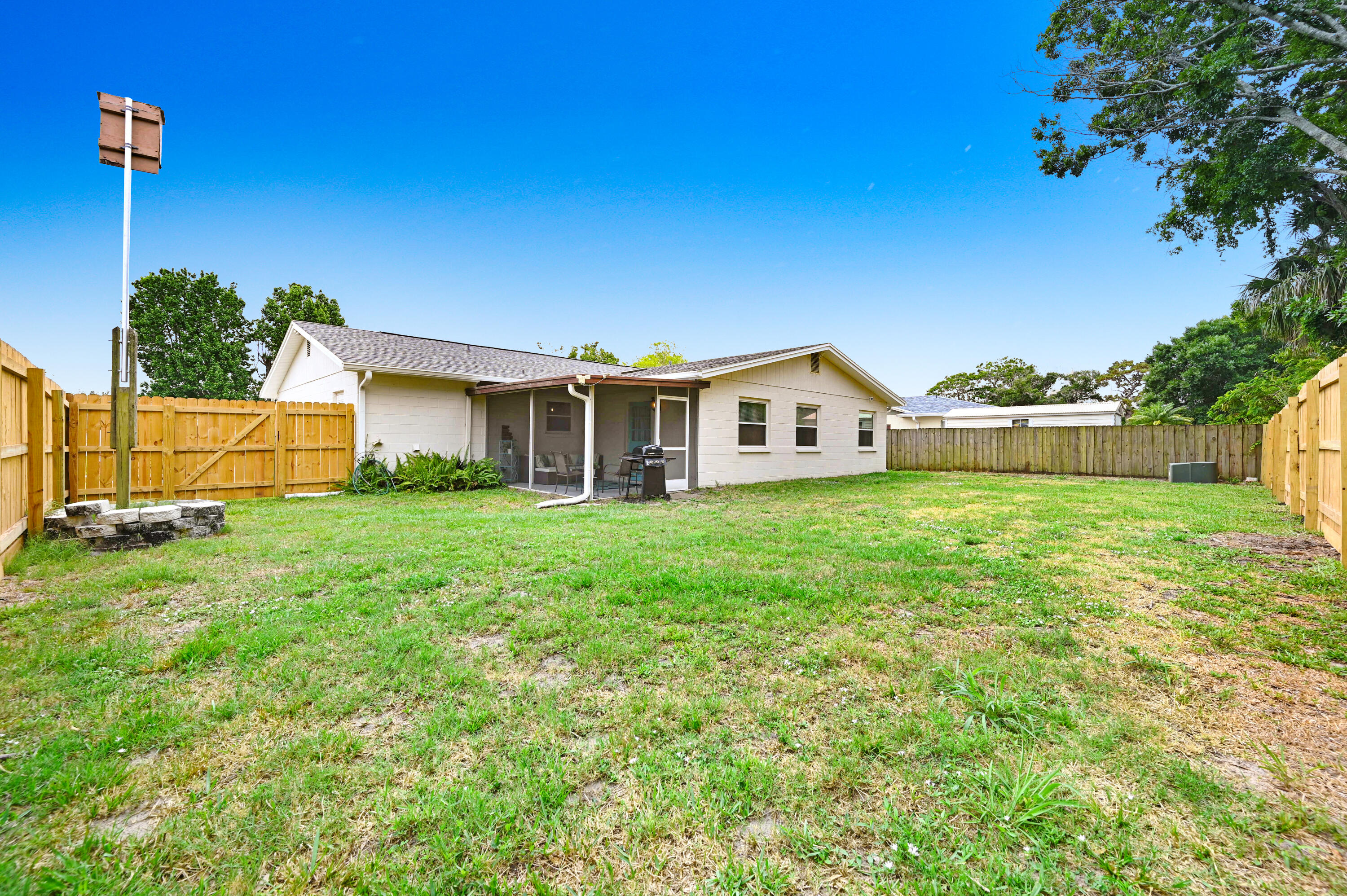 569 Sylvia Road
