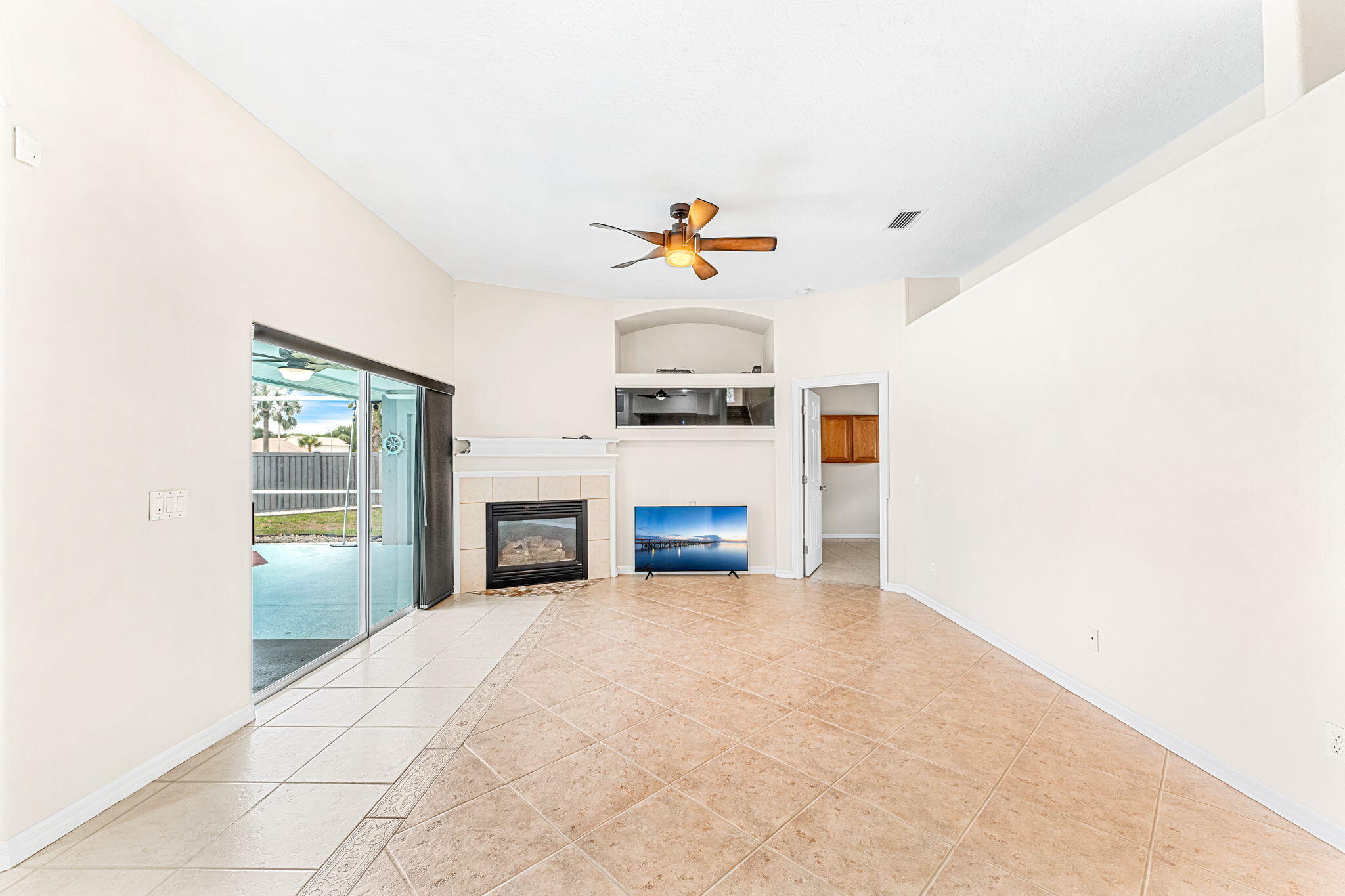 882 Killarney Court