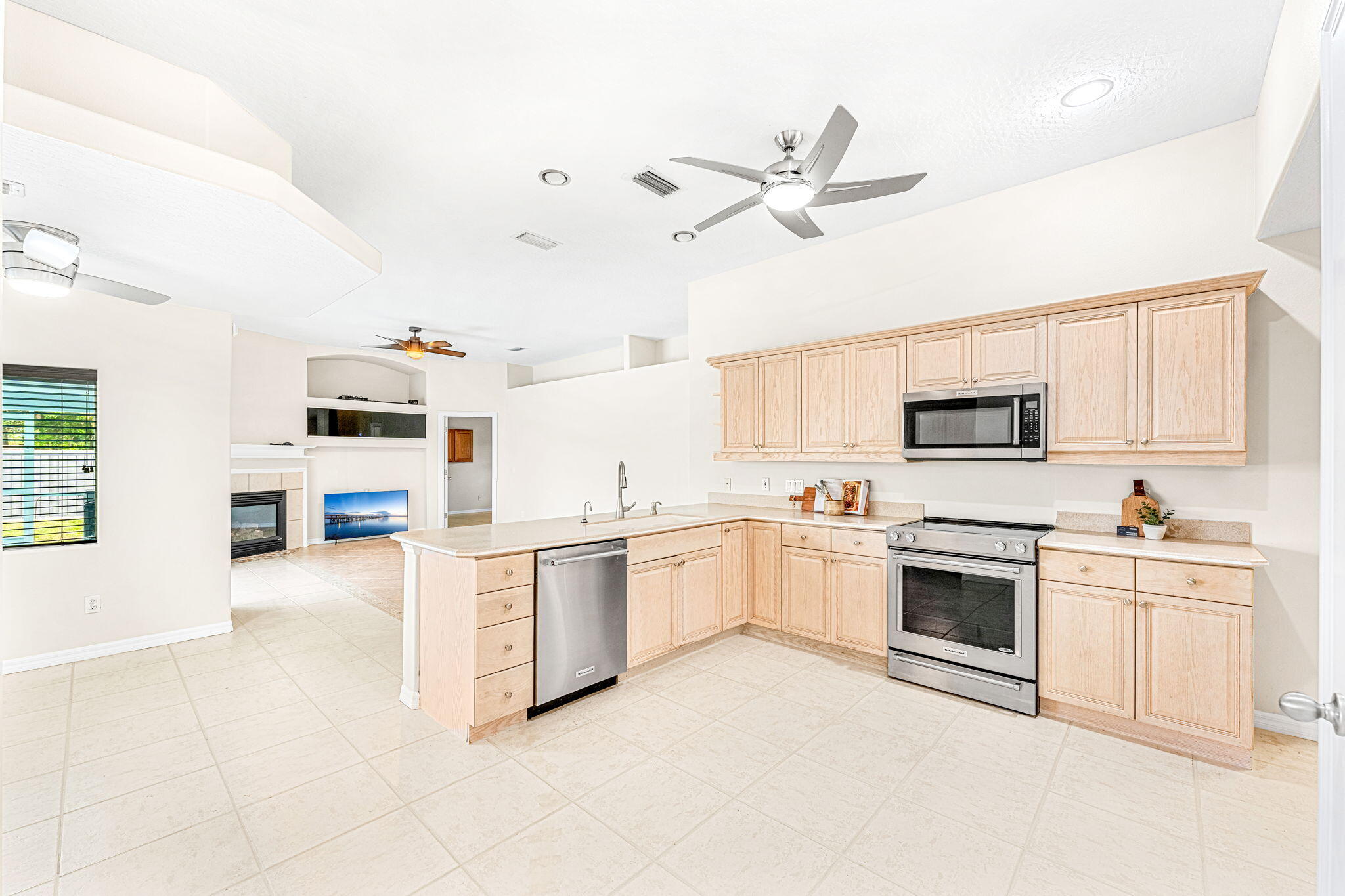 882 Killarney Court