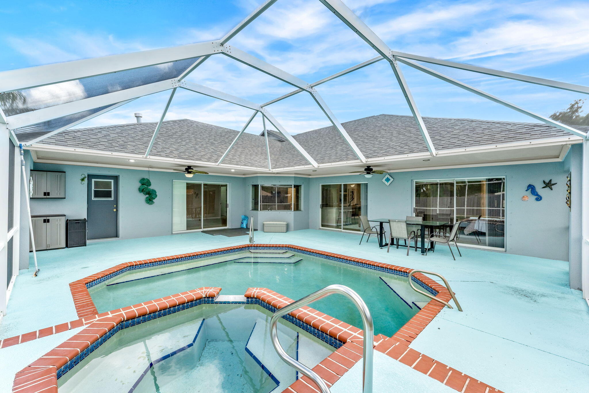 882 Killarney Court