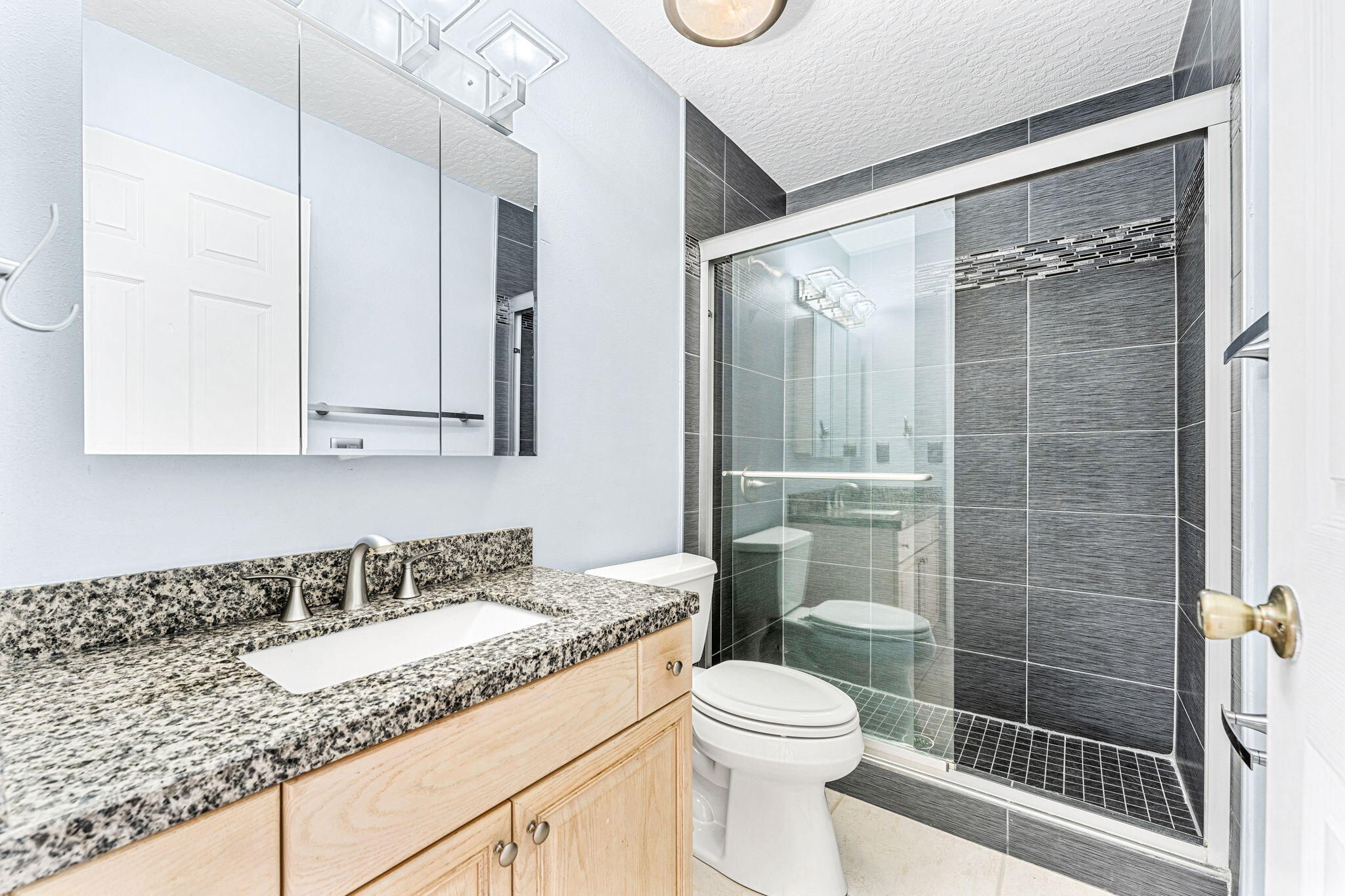 882 Killarney Court