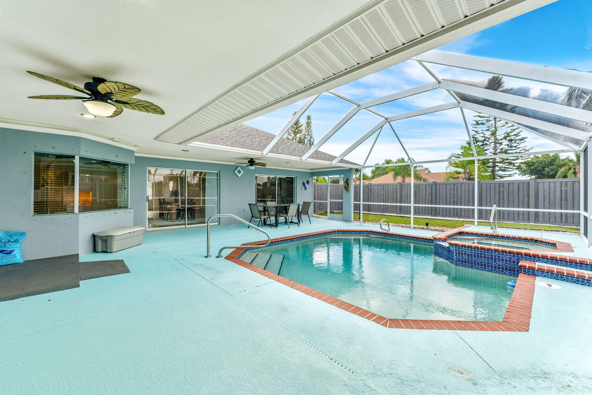 882 Killarney Court