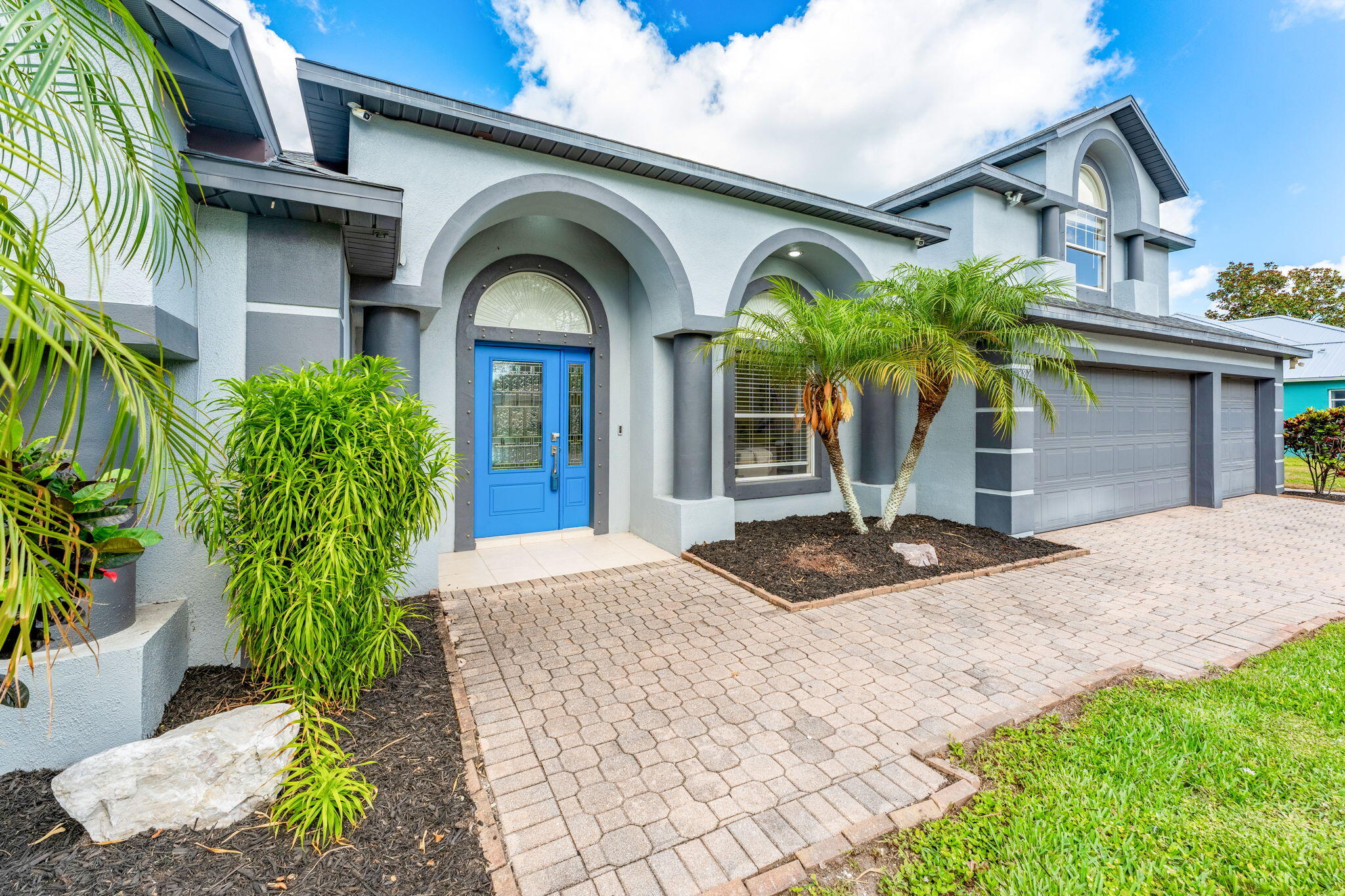 882 Killarney Court
