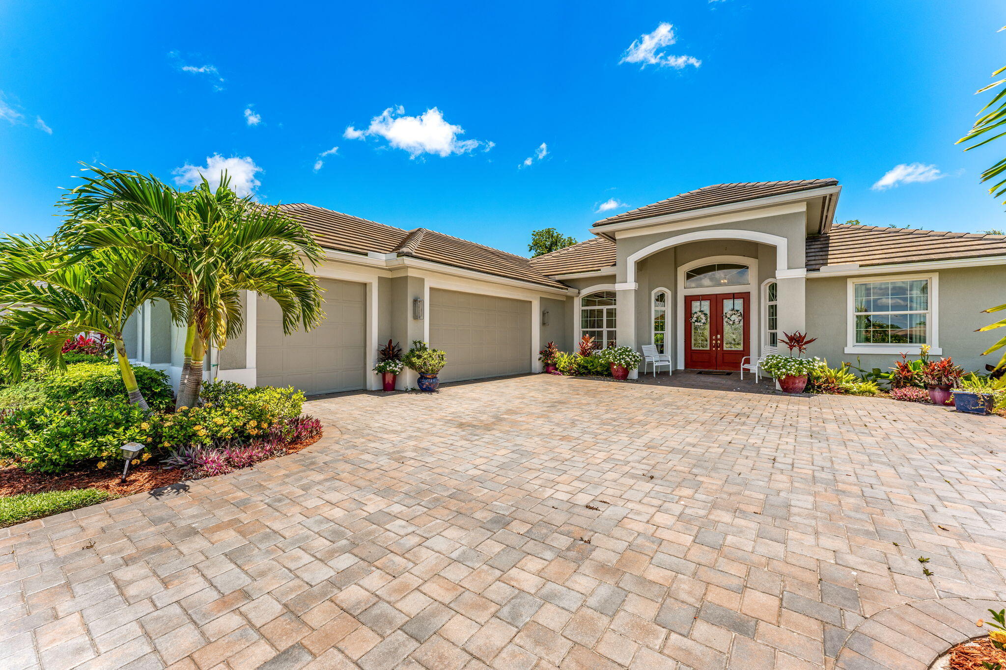 1130 Dalbello Way