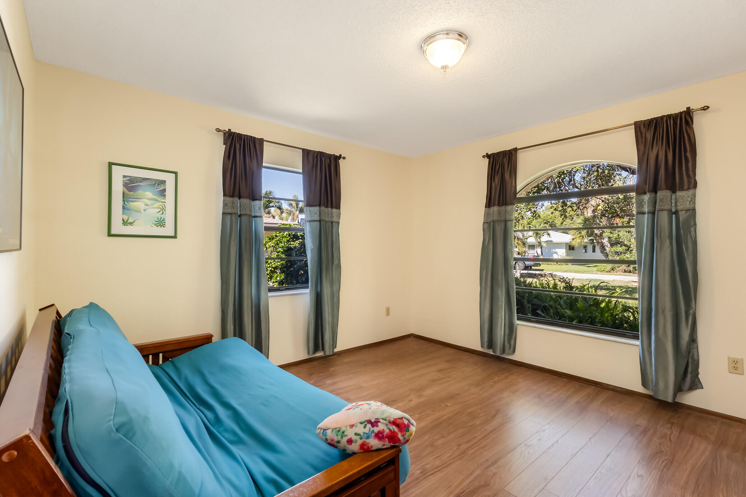 313 Banyan