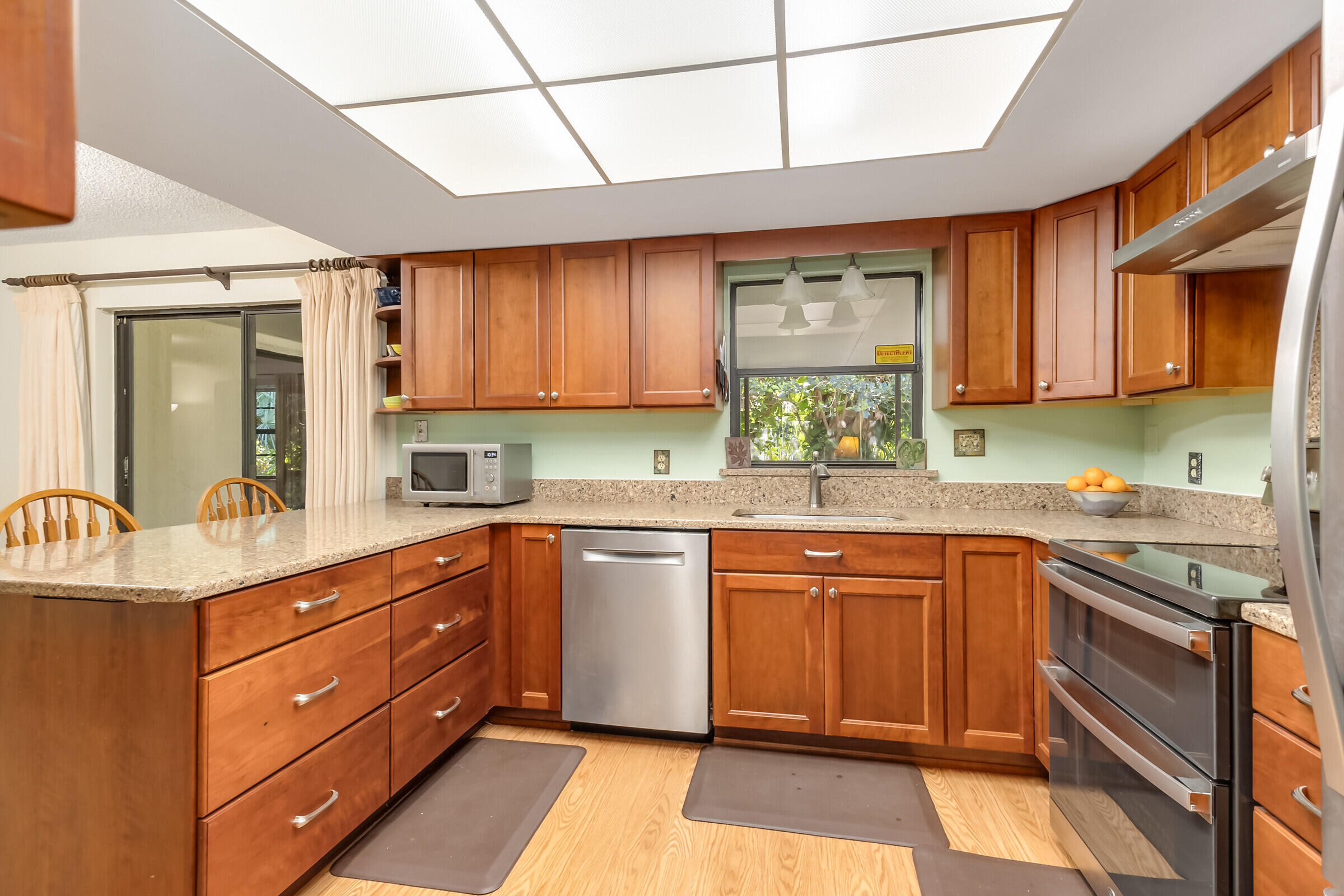 313 Banyan