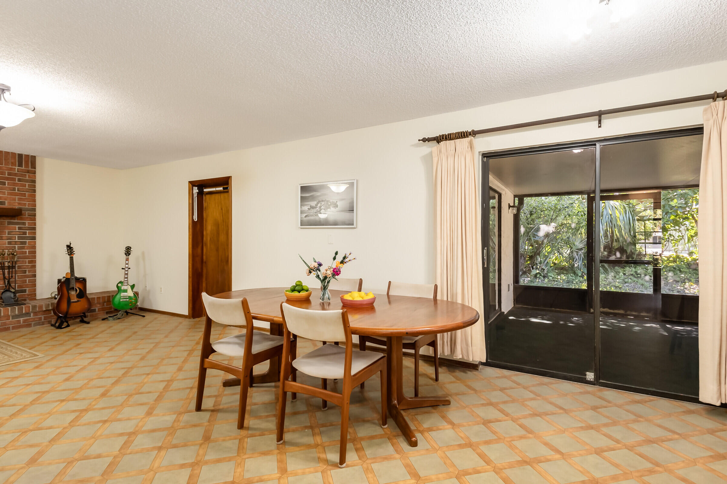 313 Banyan