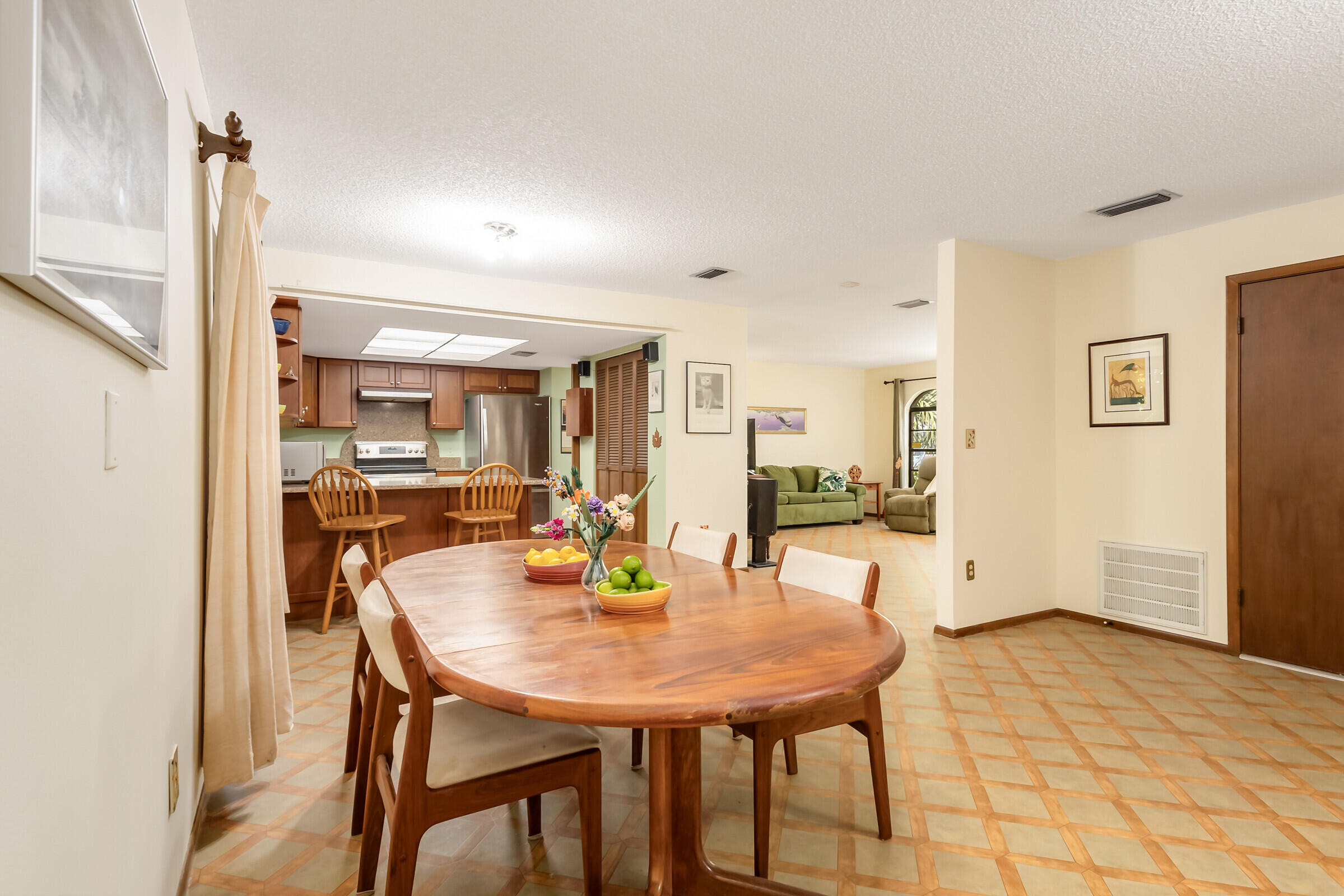 313 Banyan