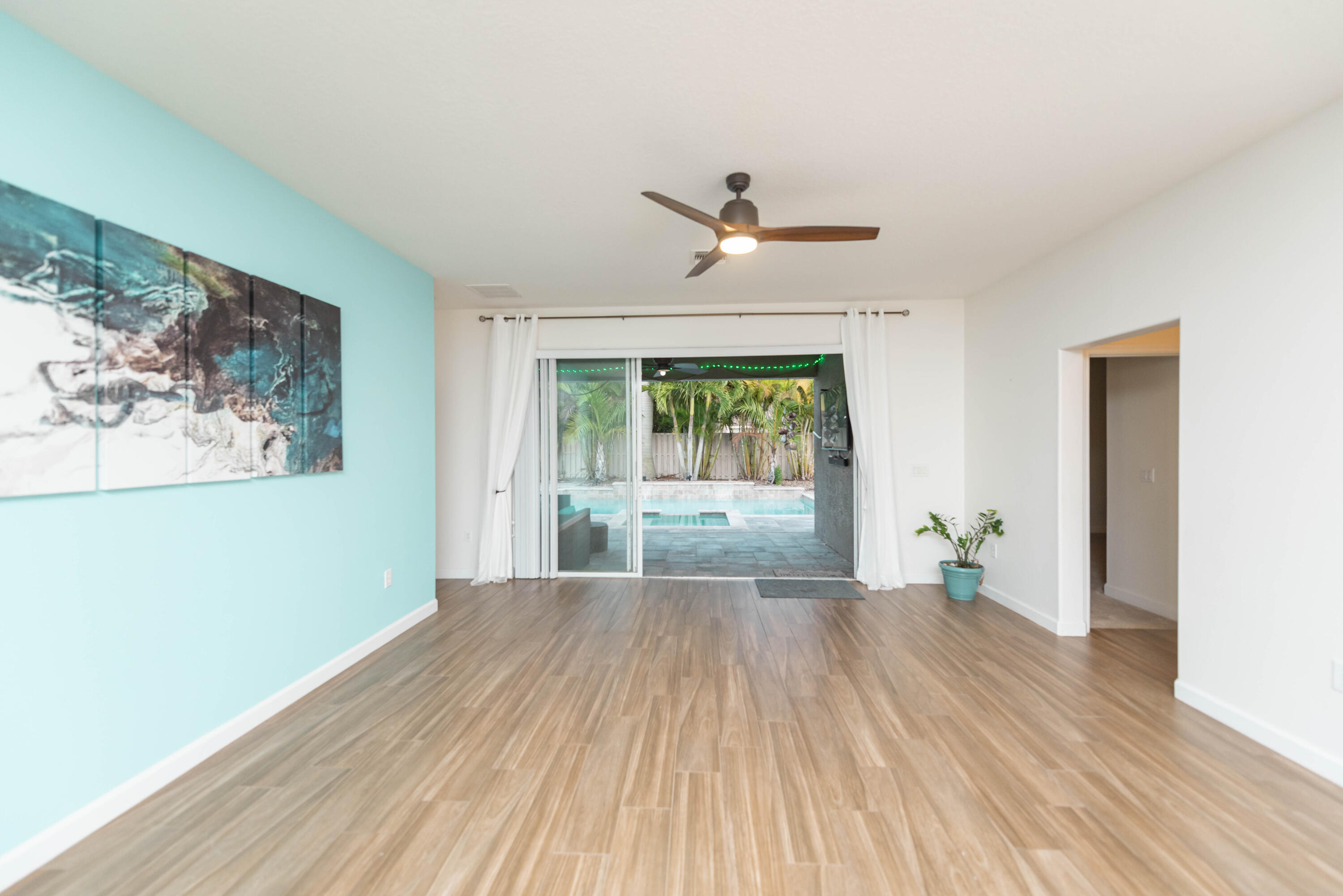 5988 Croydon Court