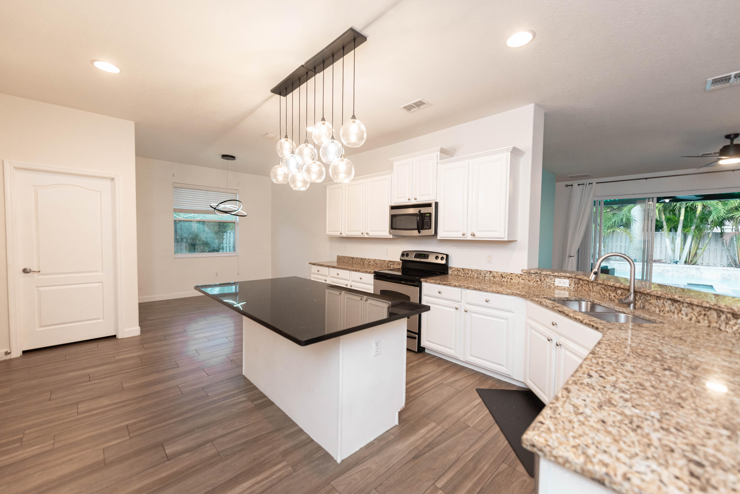 5988 Croydon Court