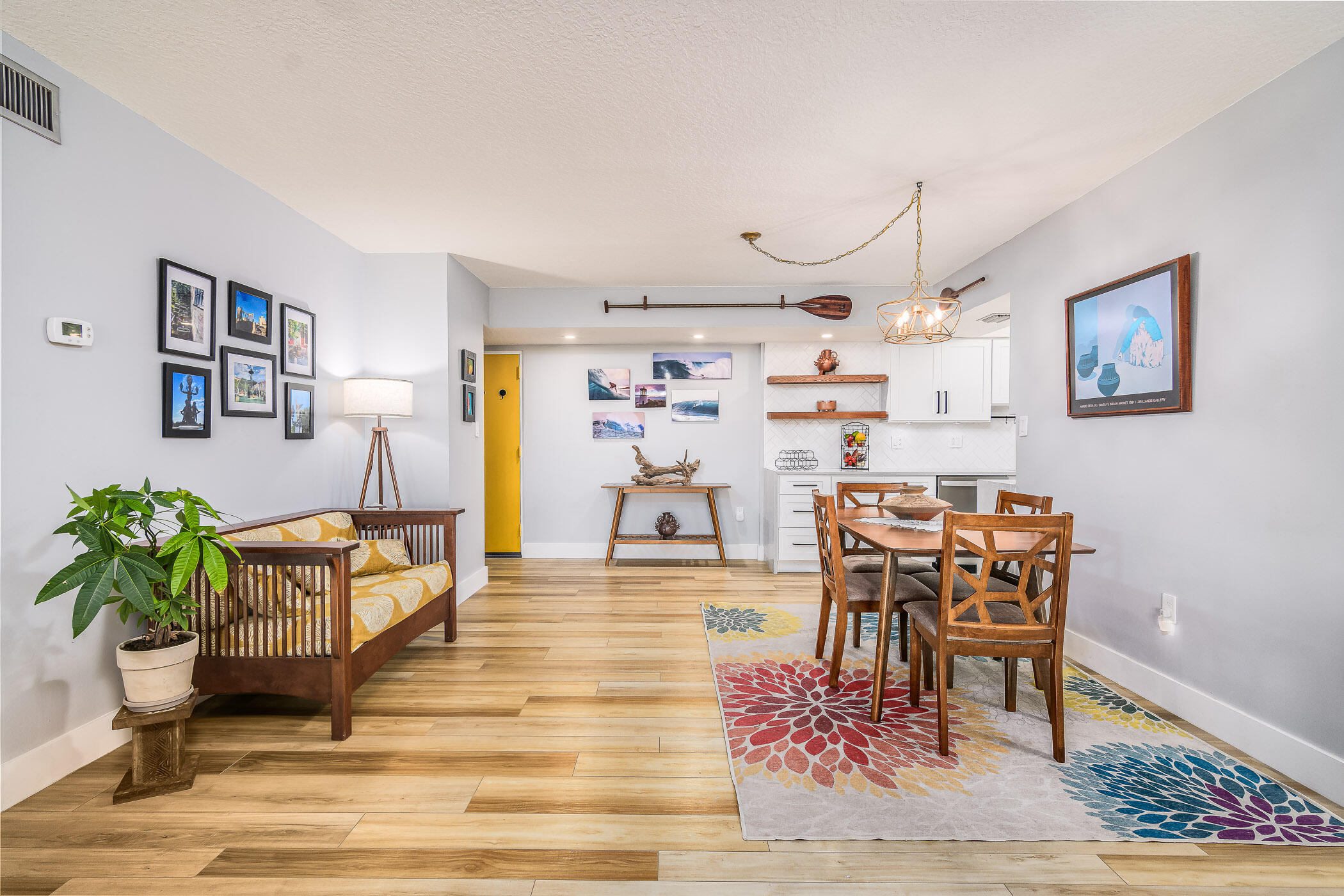 2090 N Atlantic Avenue, 304