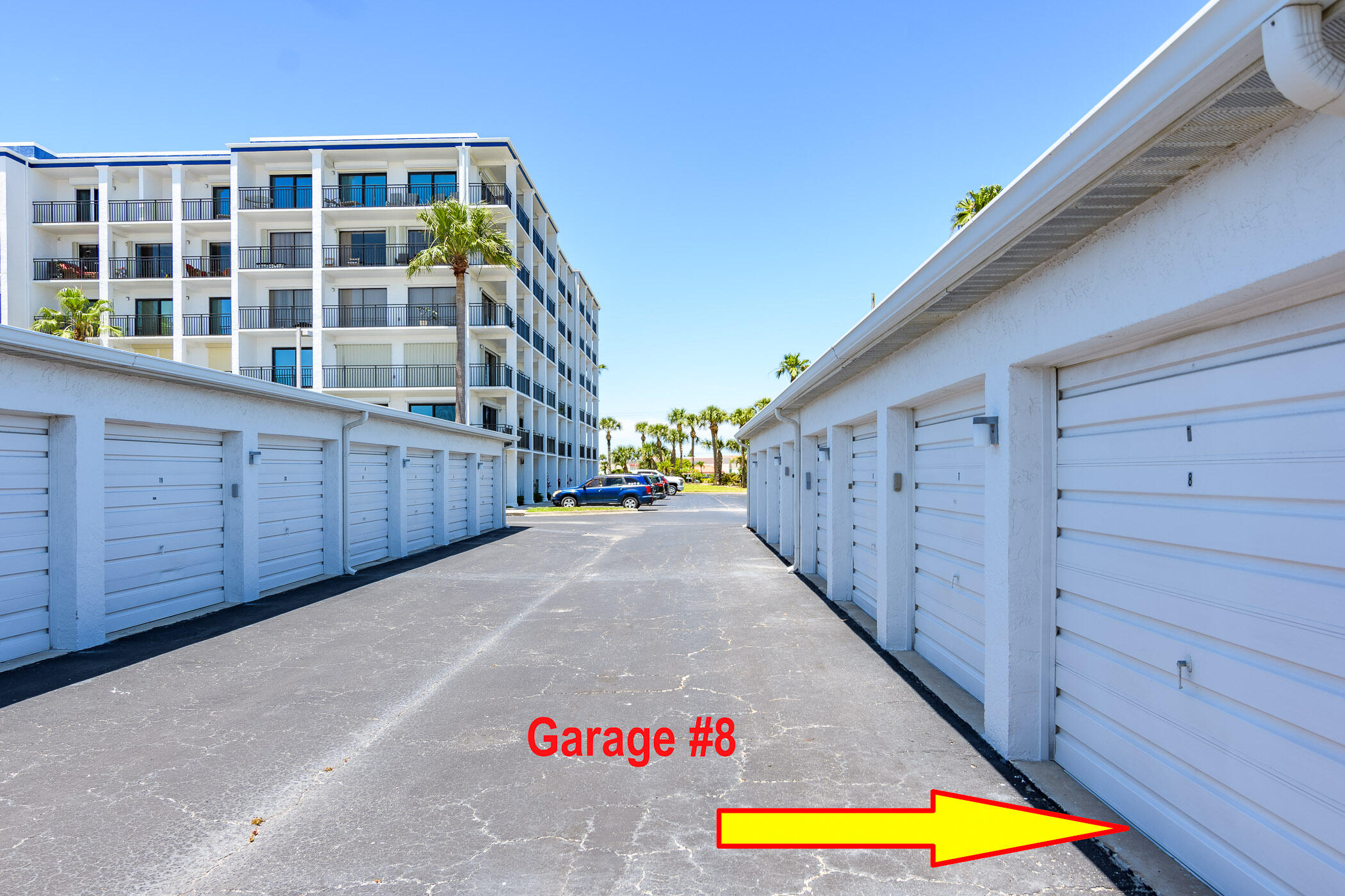 2090 N Atlantic Avenue, 304