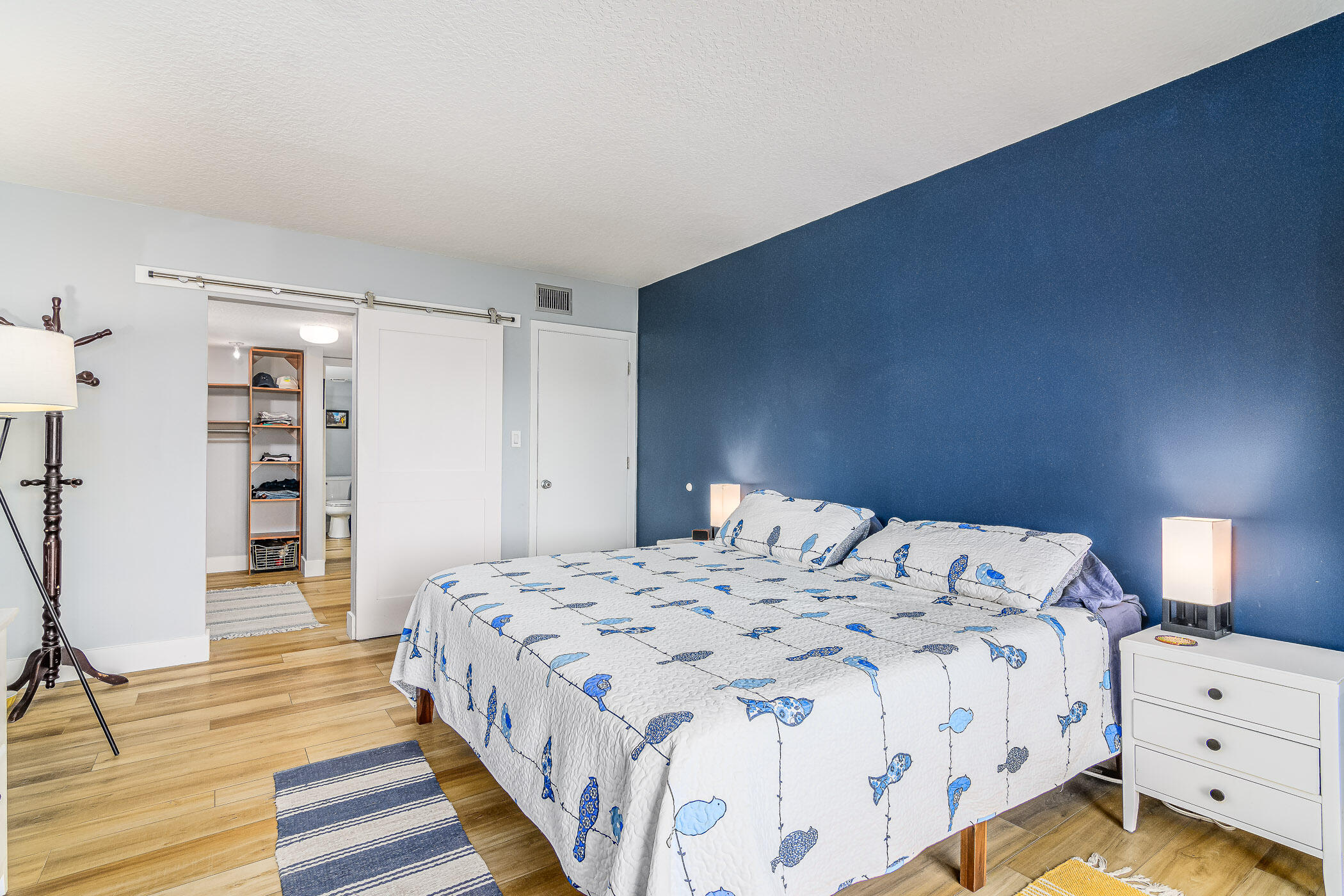2090 N Atlantic Avenue, 304