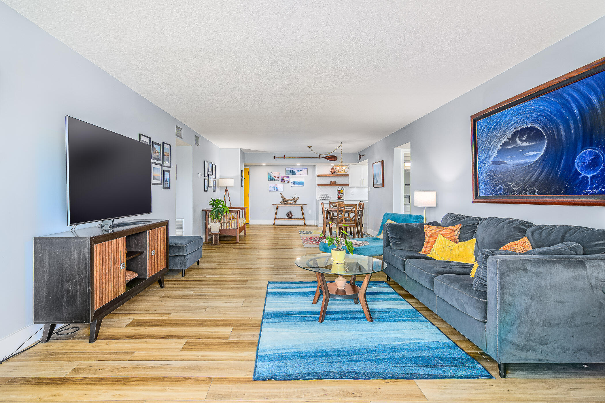 2090 N Atlantic Avenue, 304