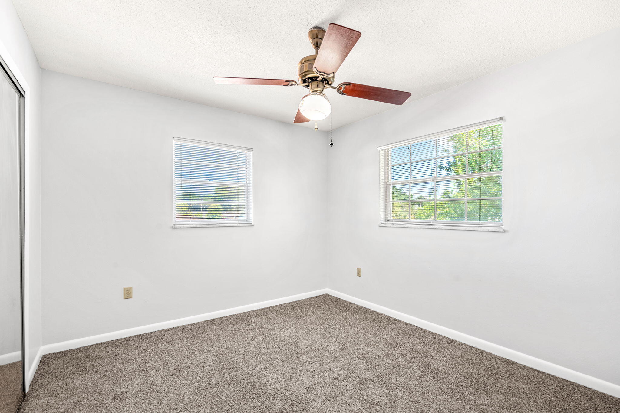 885 Pilgrim Drive