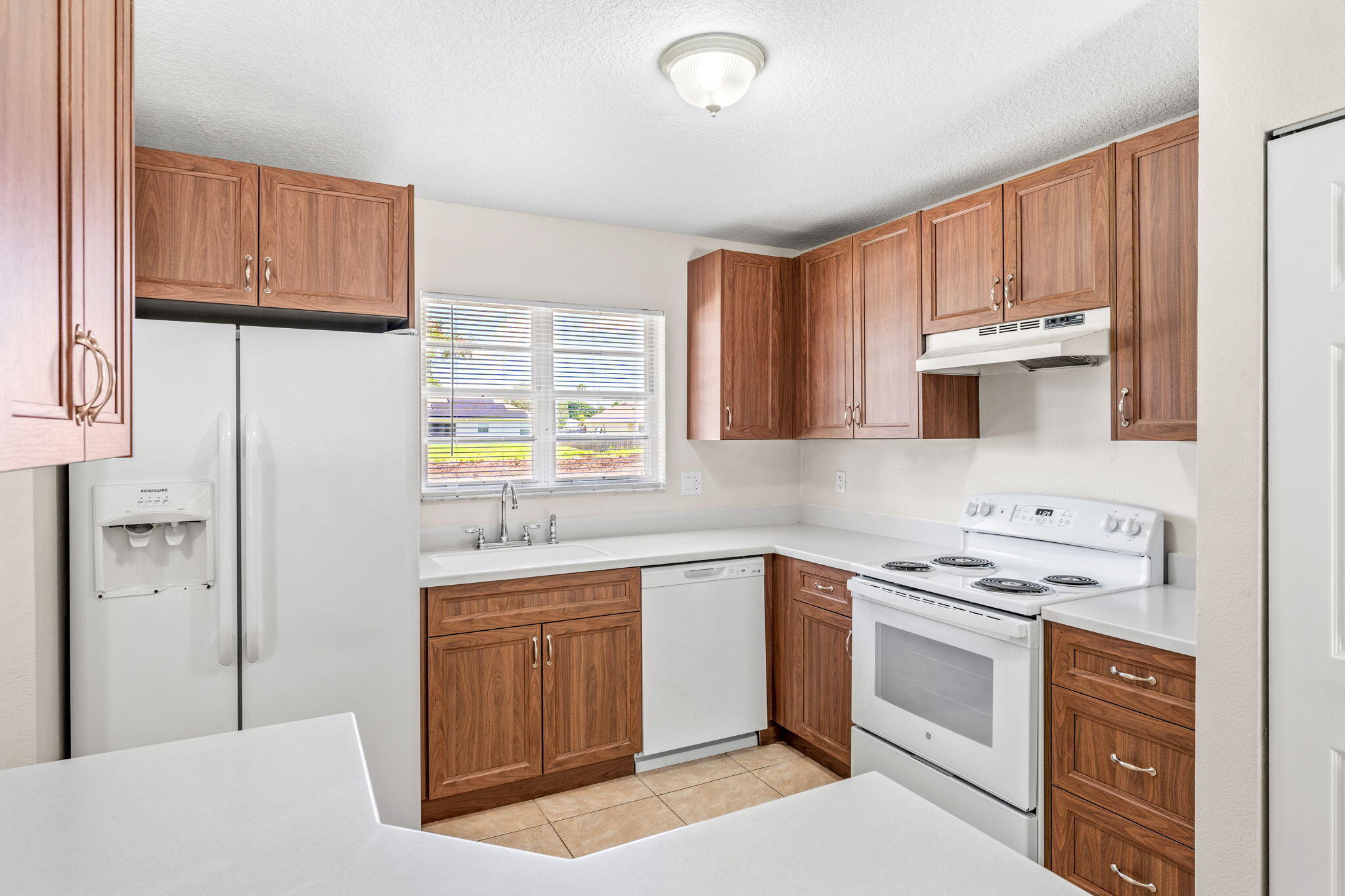 1490 Waco Boulevard SE