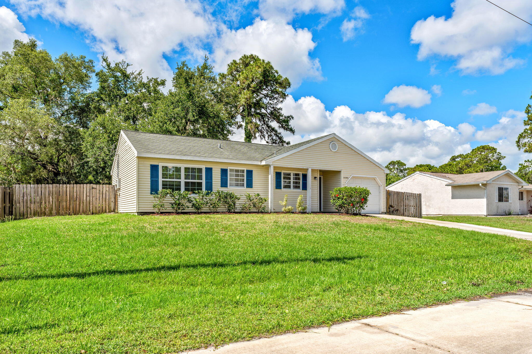 1490 Waco Boulevard SE