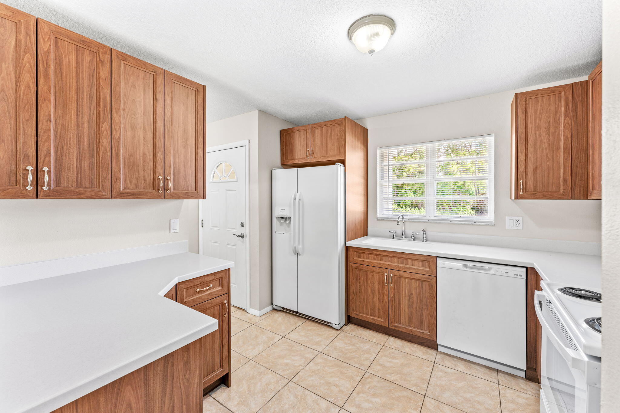 1490 Waco Boulevard SE