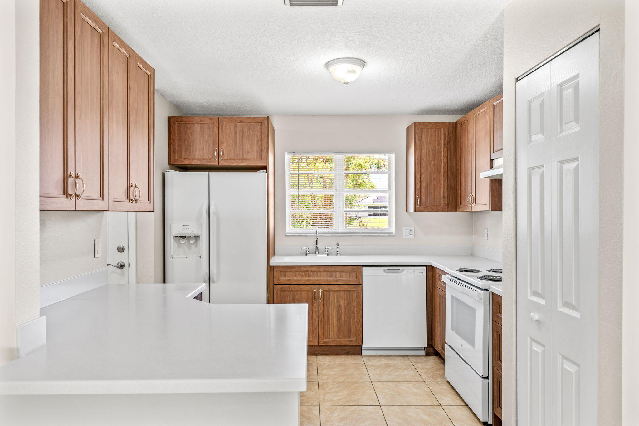 1490 Waco Boulevard SE