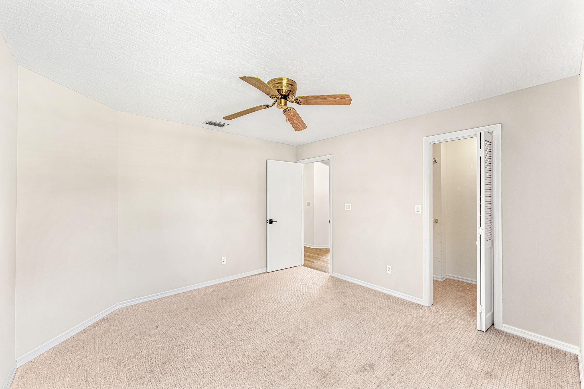1125 Old Parsonage Drive