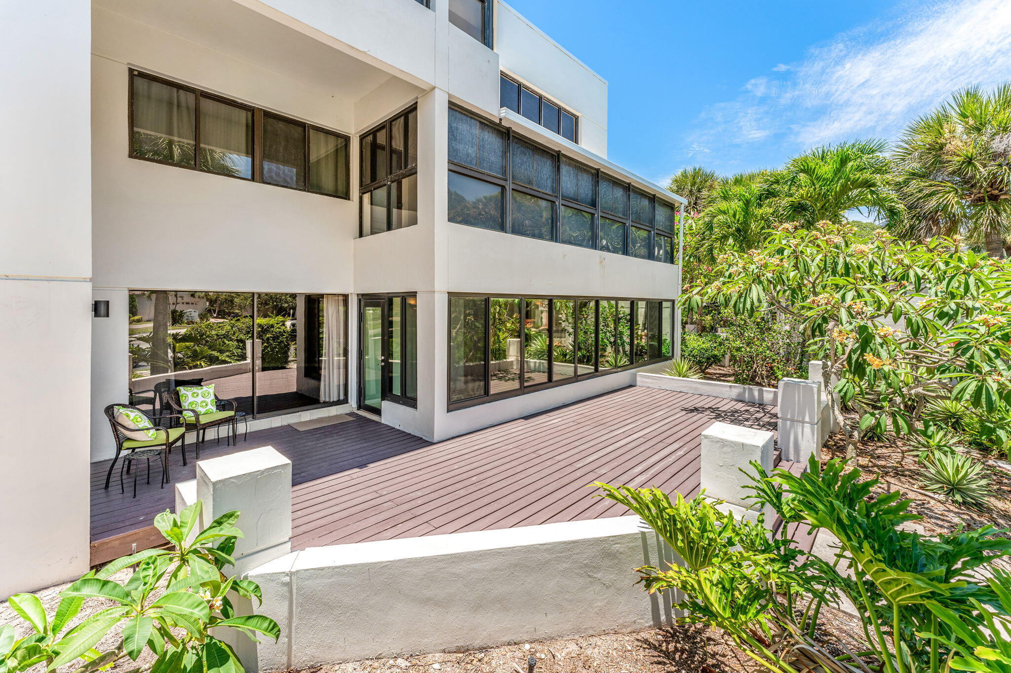 260 Aquarina Boulevard, 260