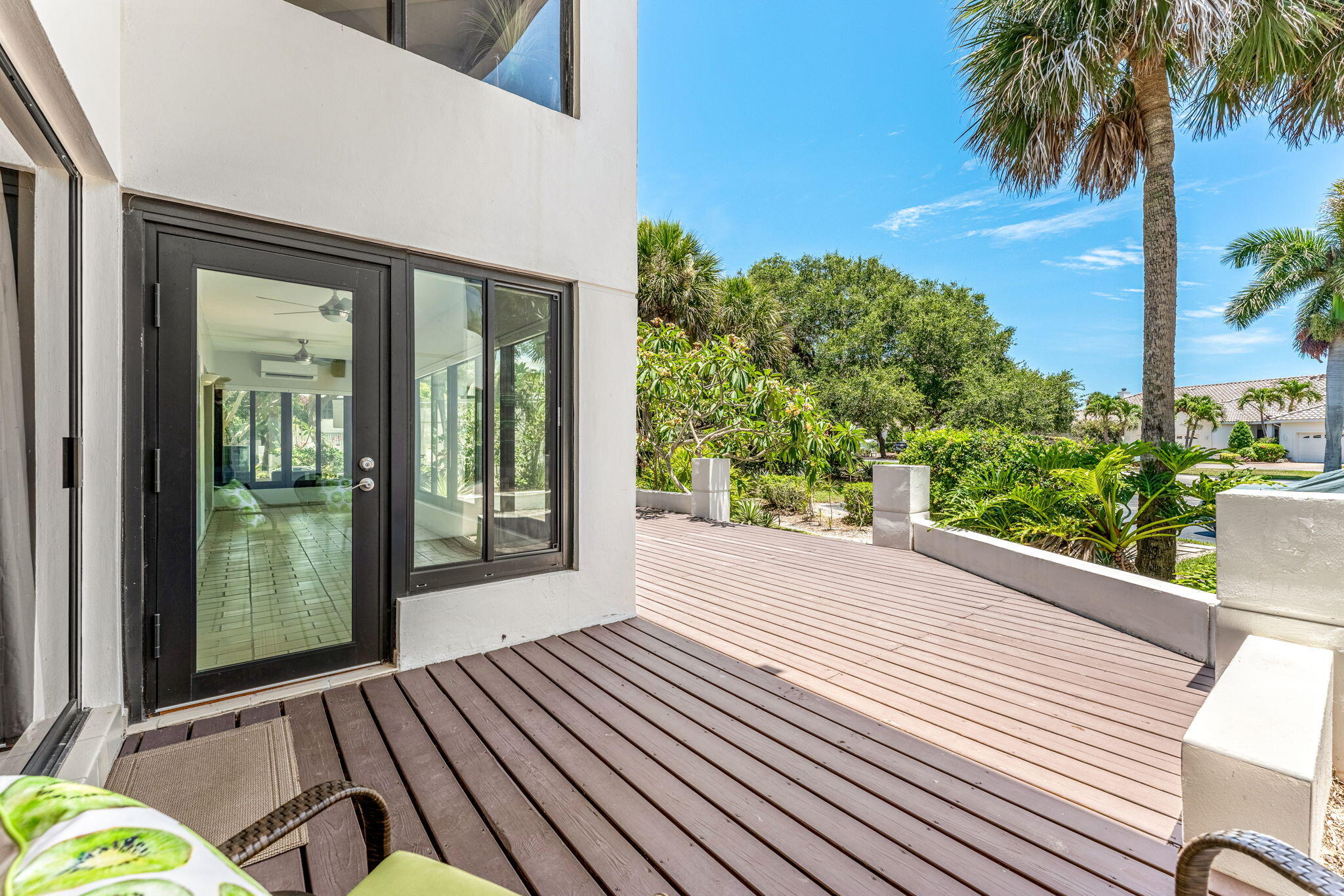 260 Aquarina Boulevard, 260