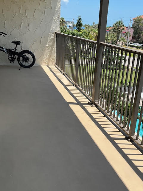 4105 Ocean Beach Boulevard, 422