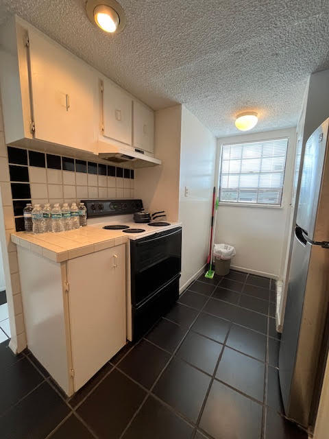 4105 Ocean Beach Boulevard, 422