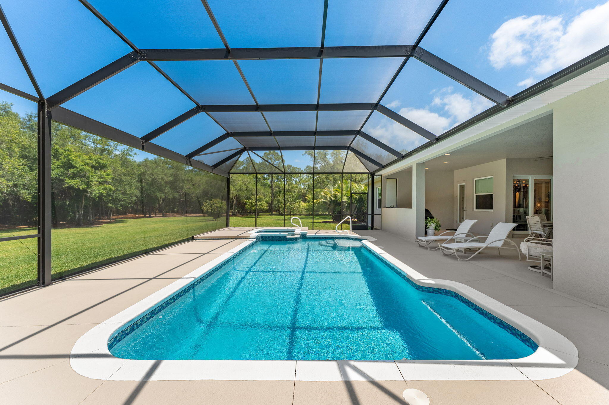 2585 Pimlico Lane