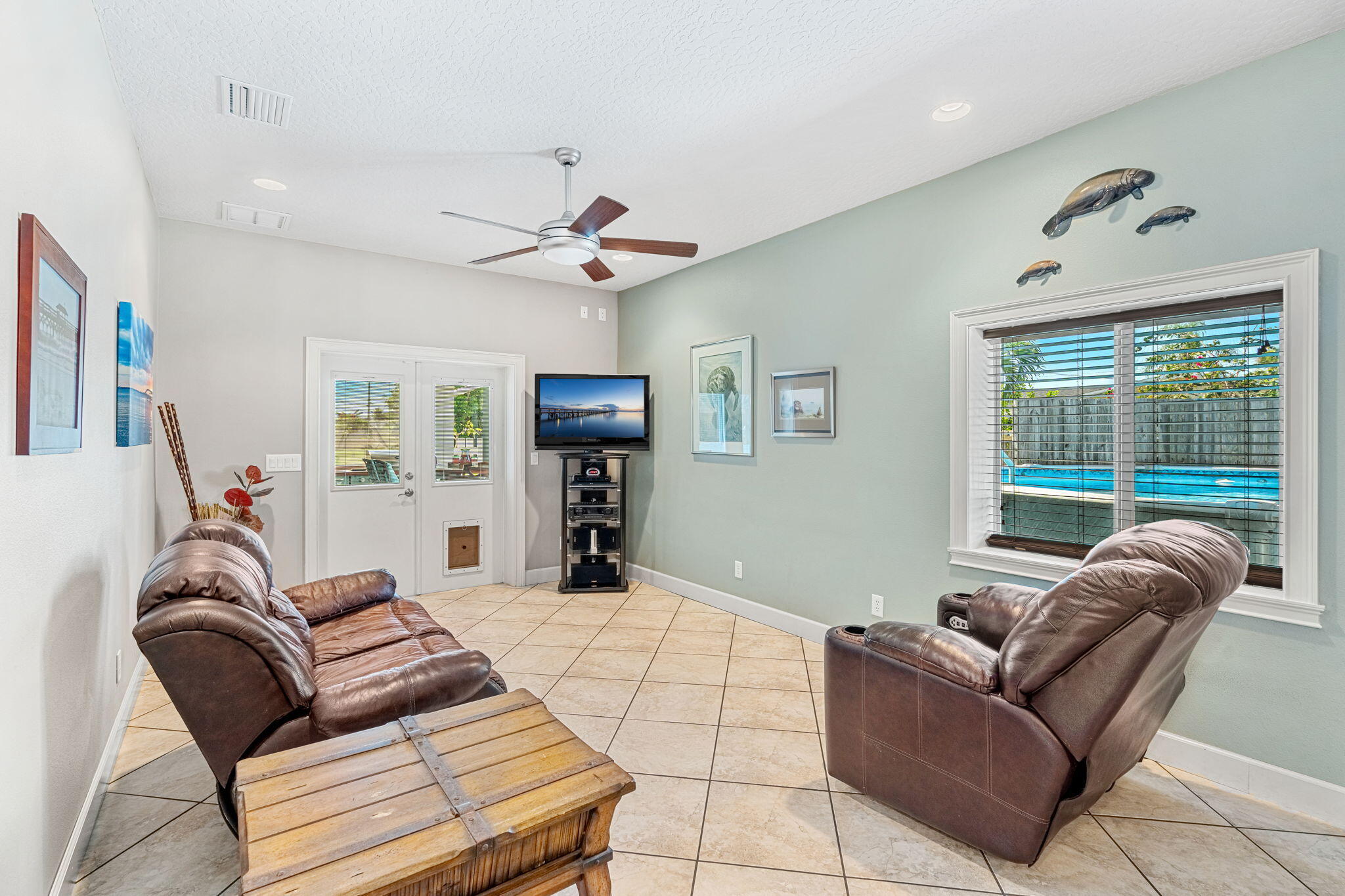 585 Cinnamon Drive