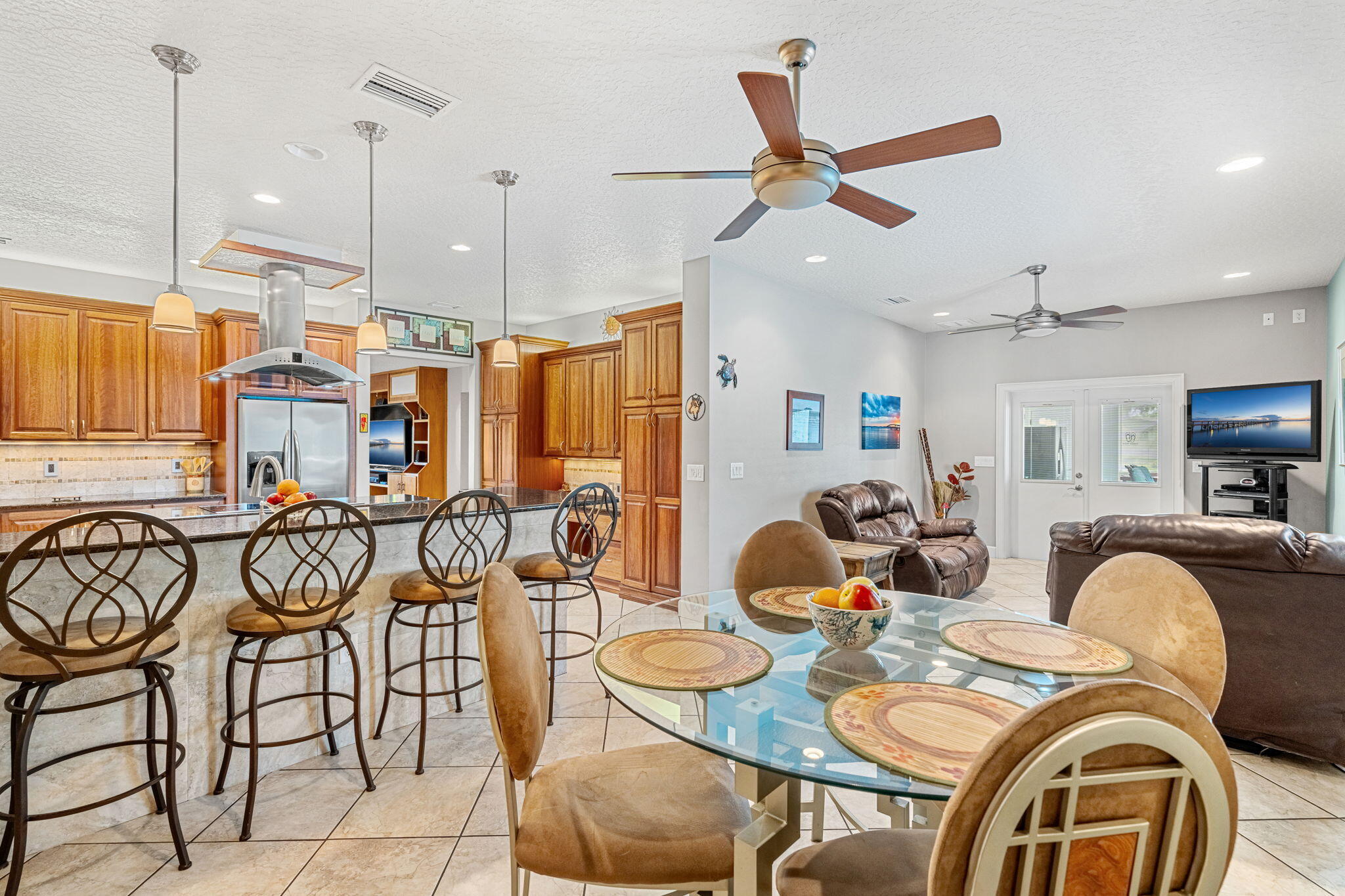 585 Cinnamon Drive